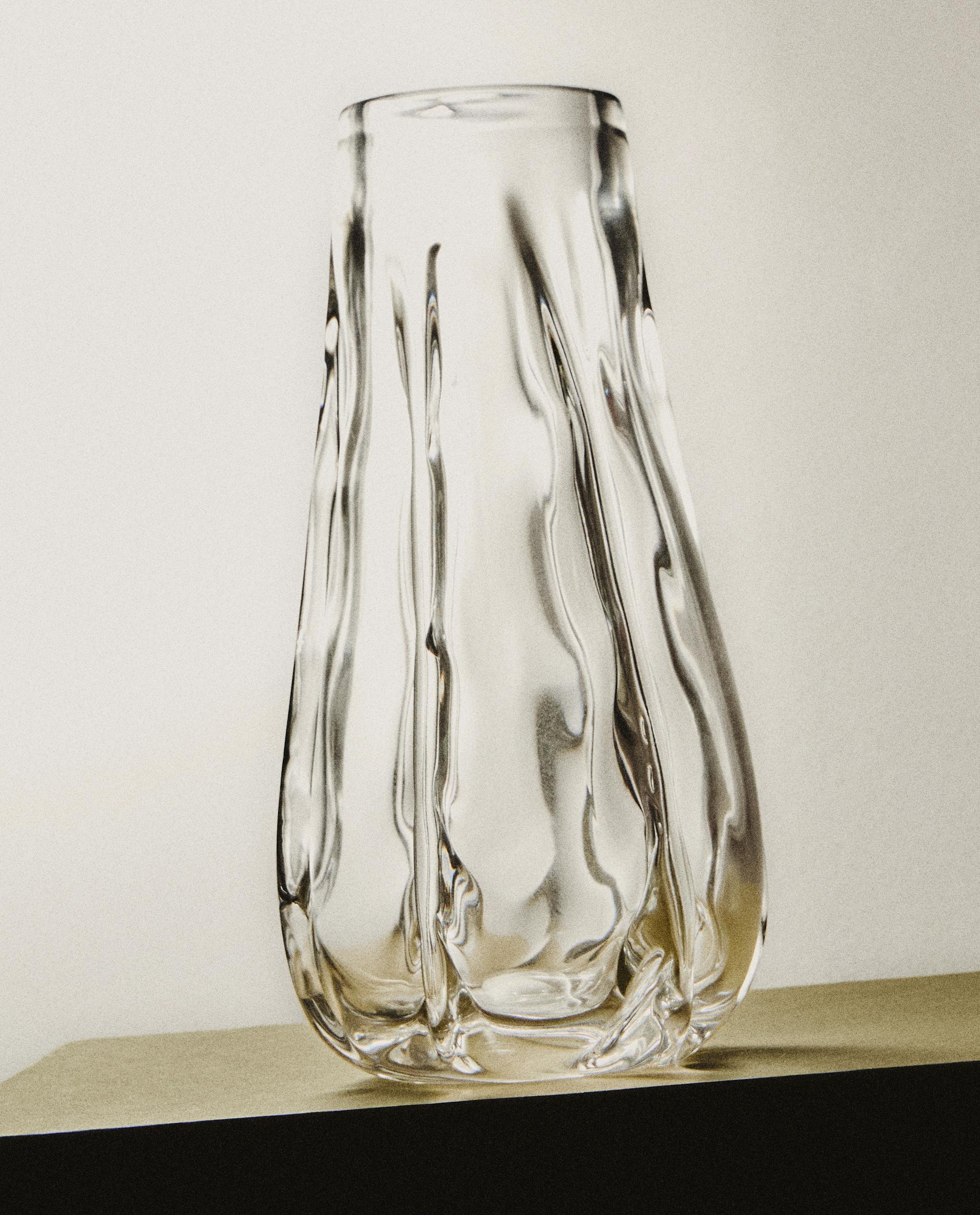 DECORATIVE GLASS VASE product thumbnail 8