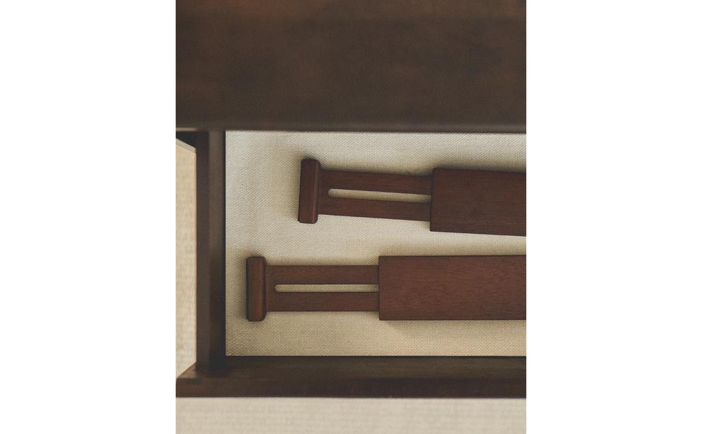 SEPARADOR EXTENSÍVEL ARMÁRIO MADEIRA SEPARADOR EXTENSÍVEL ARMÁRIO MADEIRA