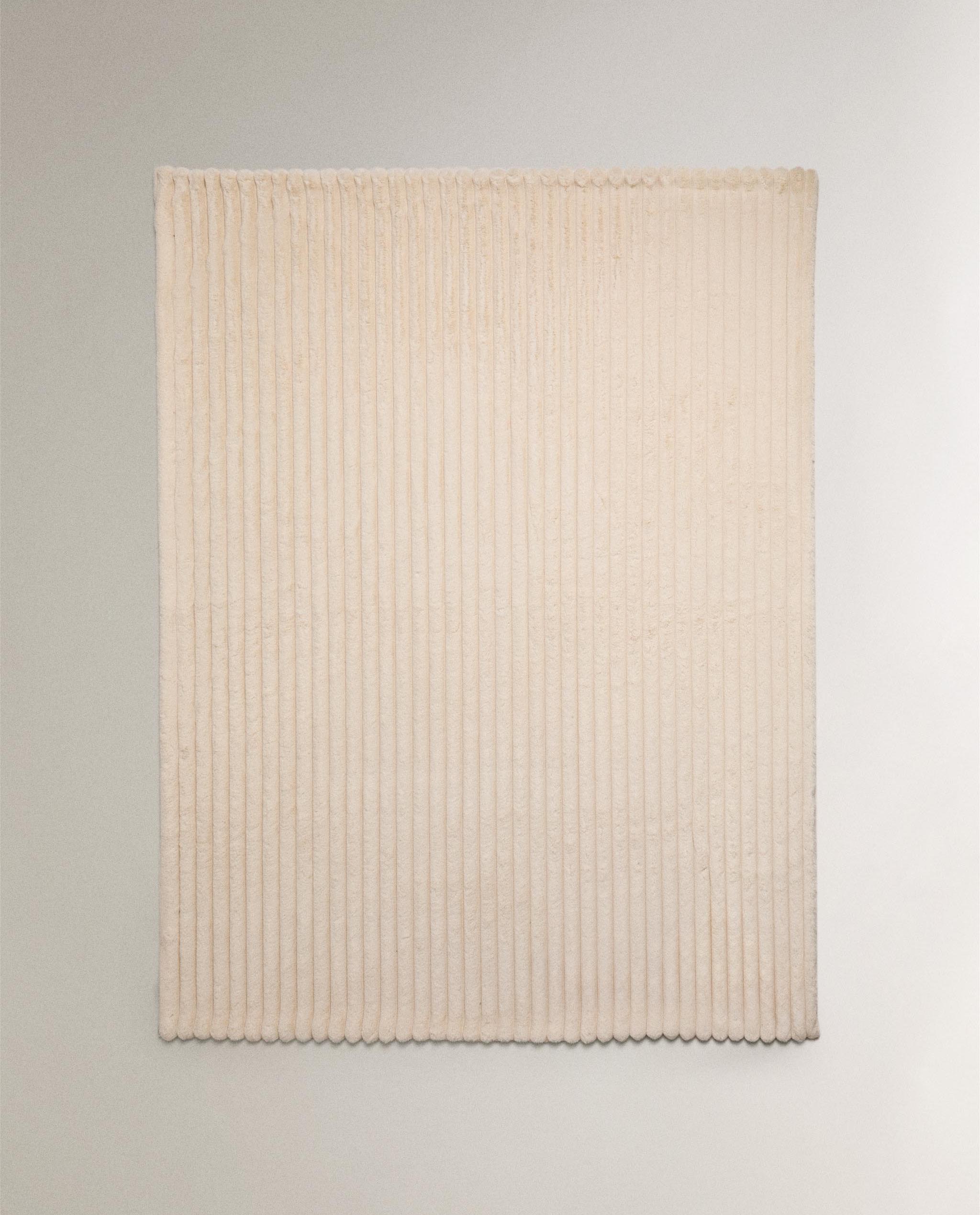 テクスチャー フェイクファー ブランケット | Zara Home 日本/Japan