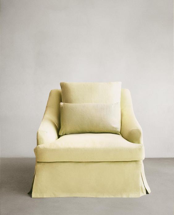 ARMCHAIR 01