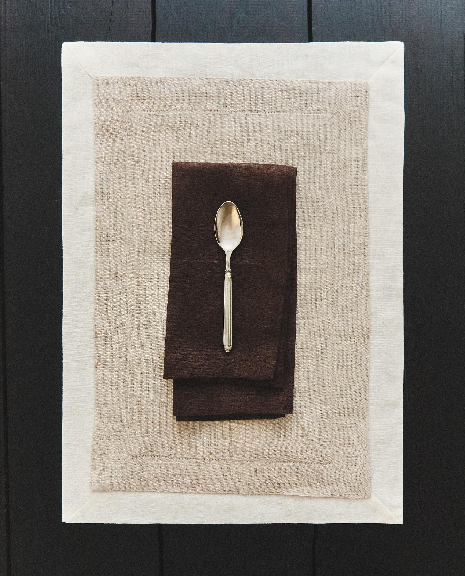 DOUBLE-LAYER PLACEMAT product thumbnail 4