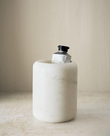 WITTE MARMEREN TANDENBORSTELHOUDER