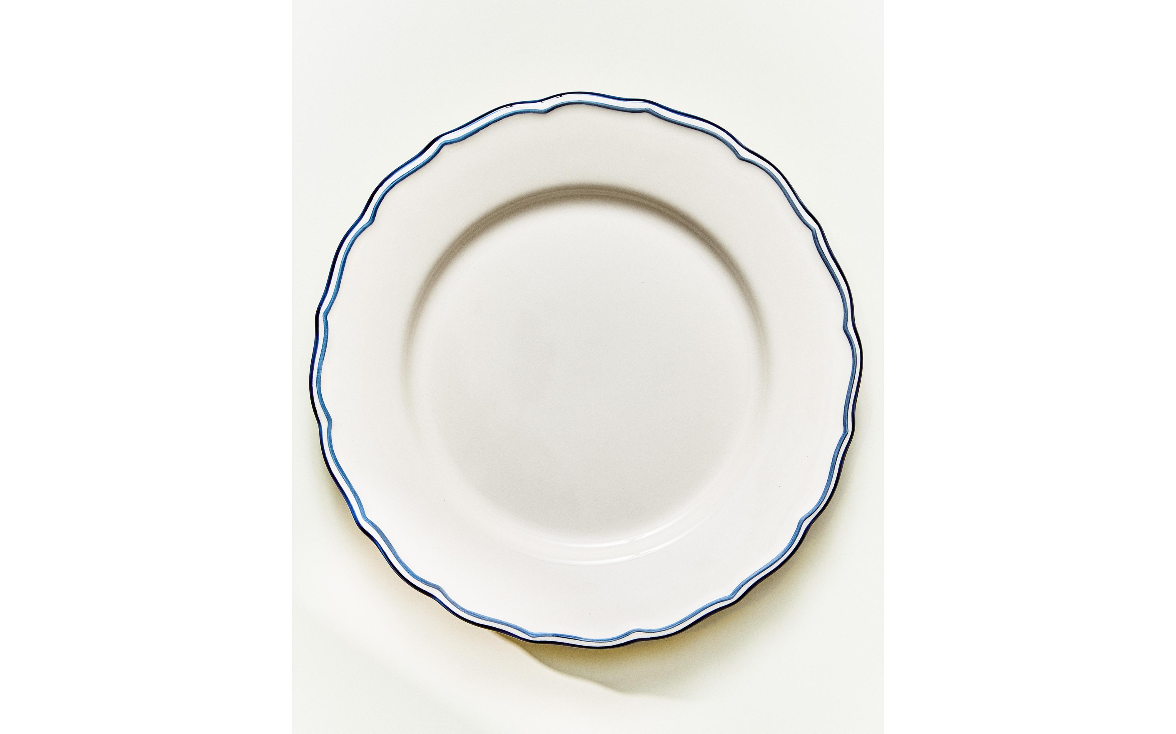 SCALLOPED EARTHENWARE DINNER PLATE WITH RIM product thumbnail 2