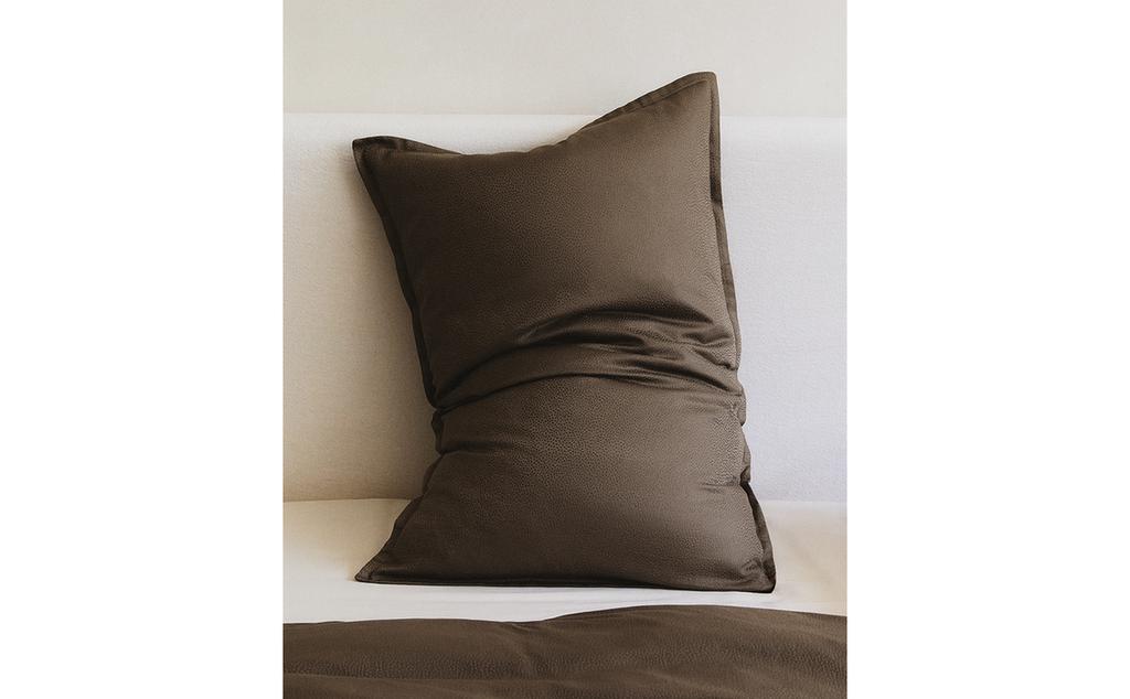 TAIE D’OREILLER SATIN JACQUARD (300 FILS) TAIE D’OREILLER SATIN JACQUARD (300 FILS)