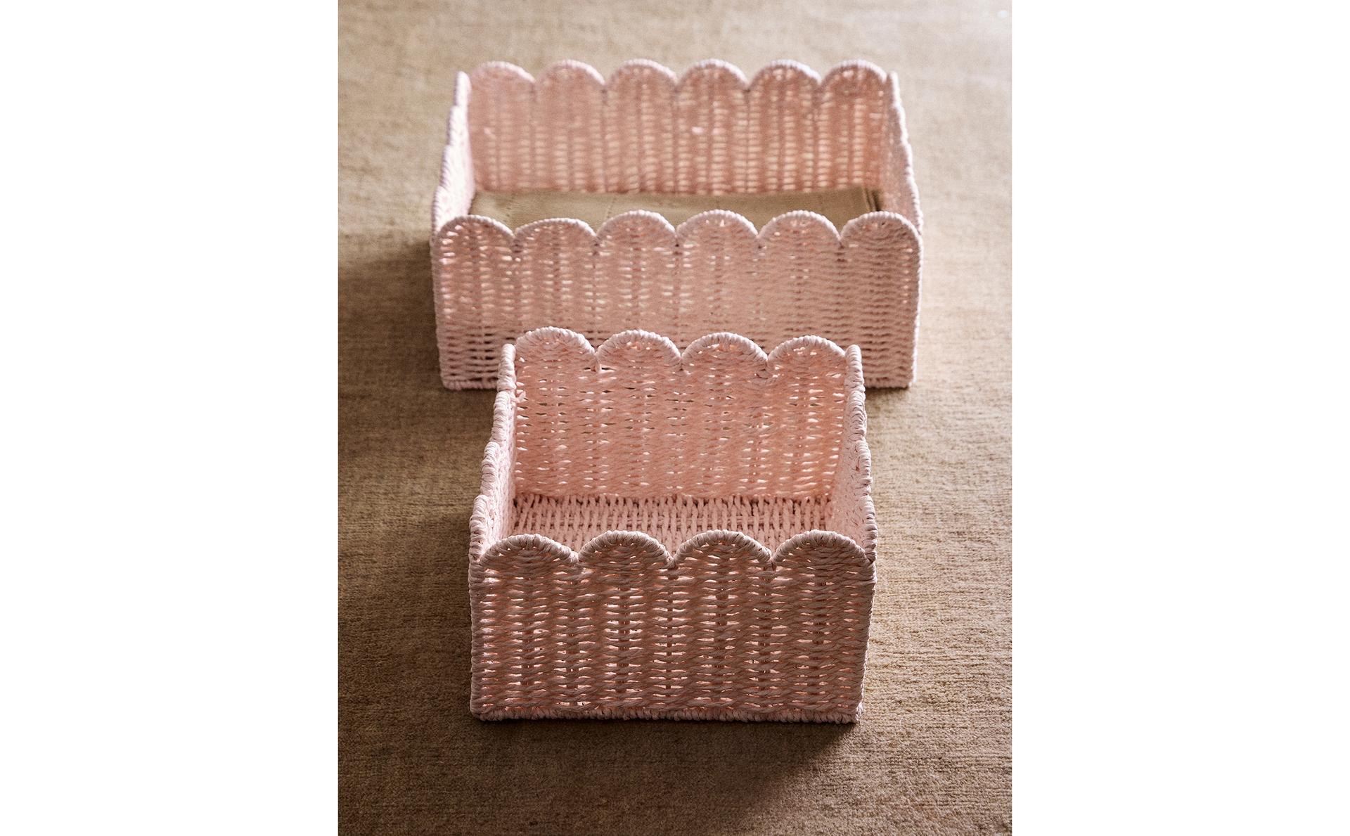 SMALL SCALLOPED BASKET SMALL SCALLOPED BASKET