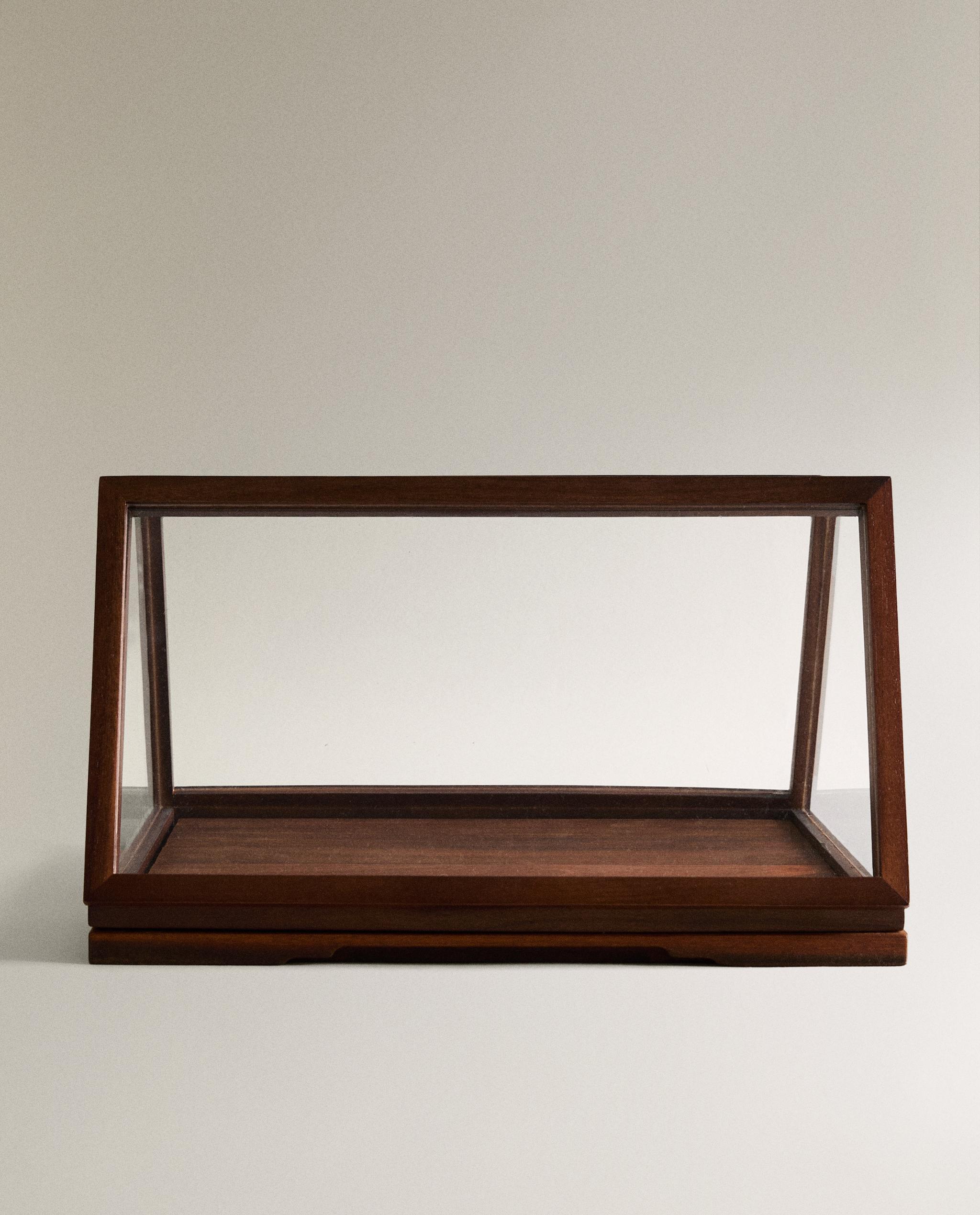 WOODEN DISPLAY STAND | Zara Home United States of America