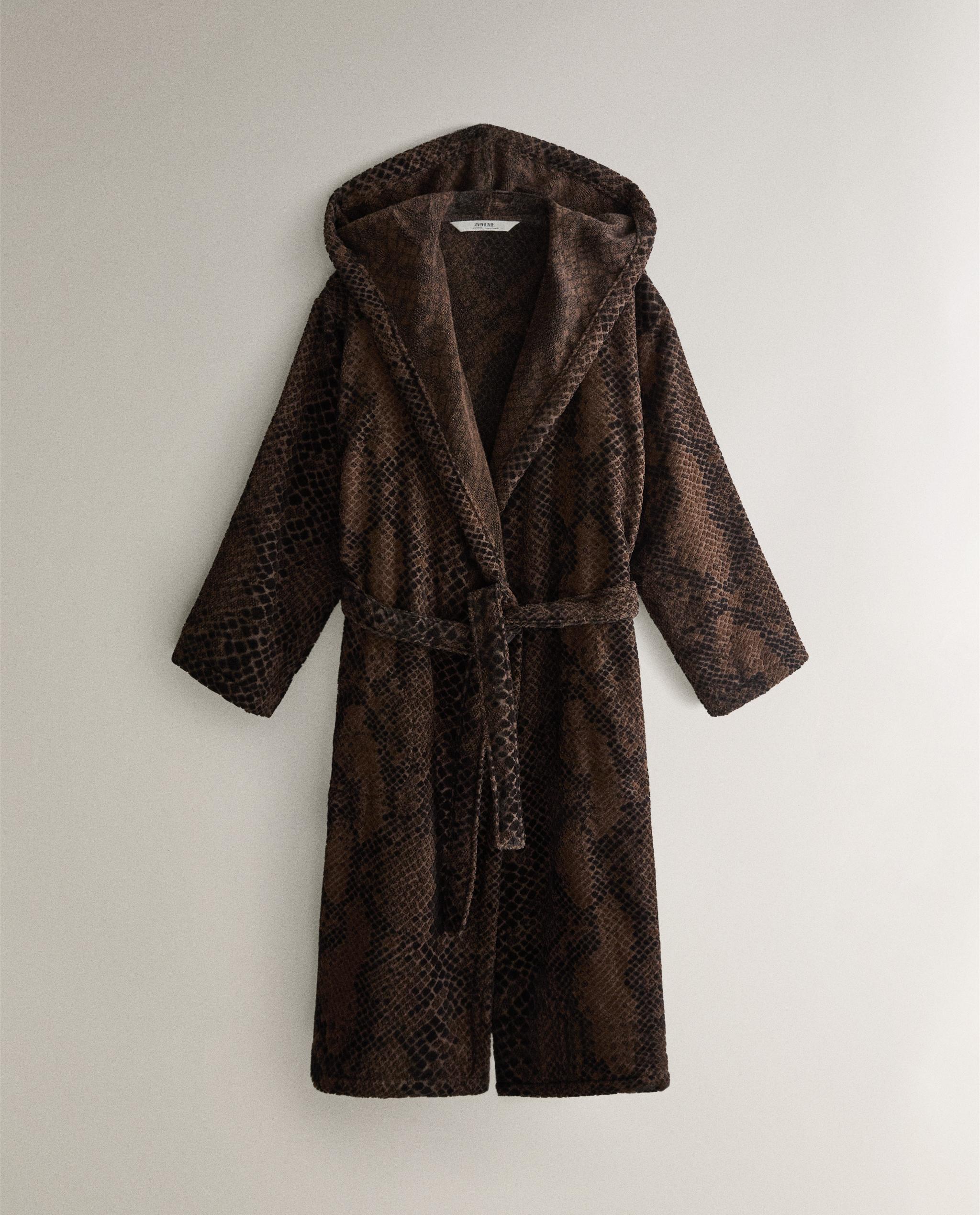 ANIMAL PRINT VELOUR DRESSING GOWN
