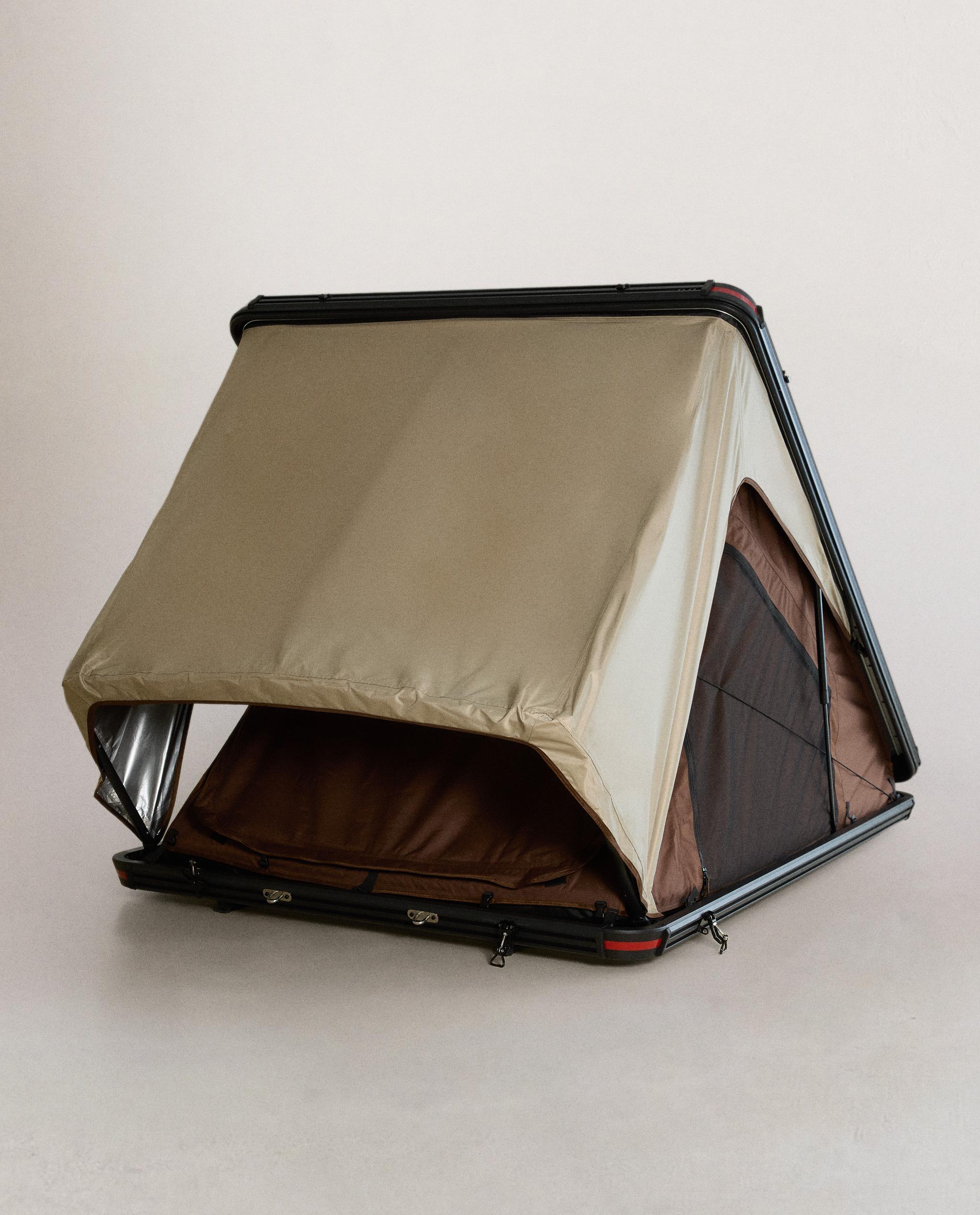 CAR ROOF TENT AND TREKKING BOOTS product thumbnail 9