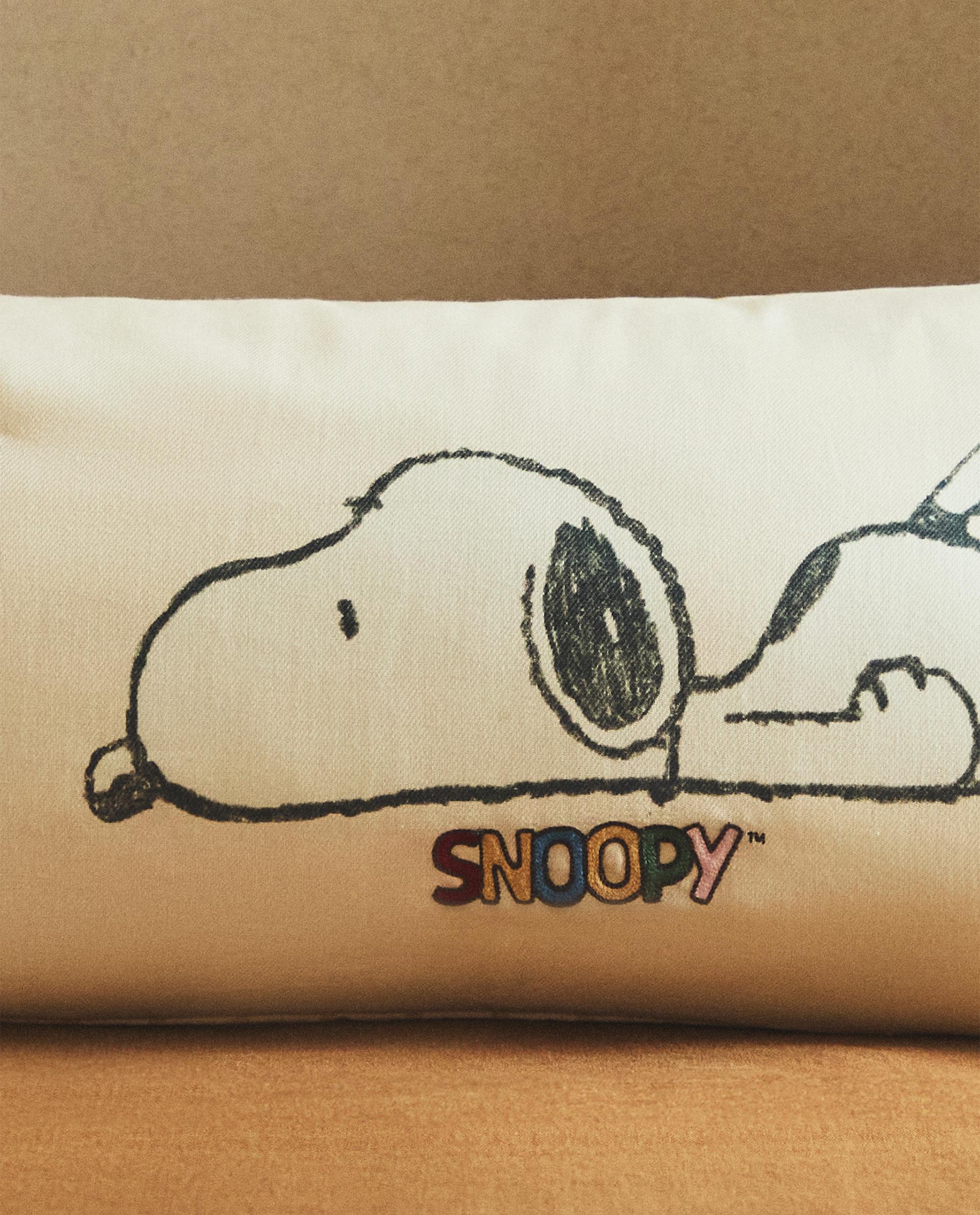 CHILDREN'S PEANUTS™ LONG CUSHION