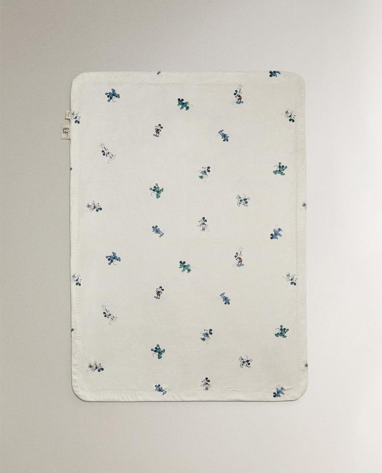 بطانية ميكي وميني ©ديزني