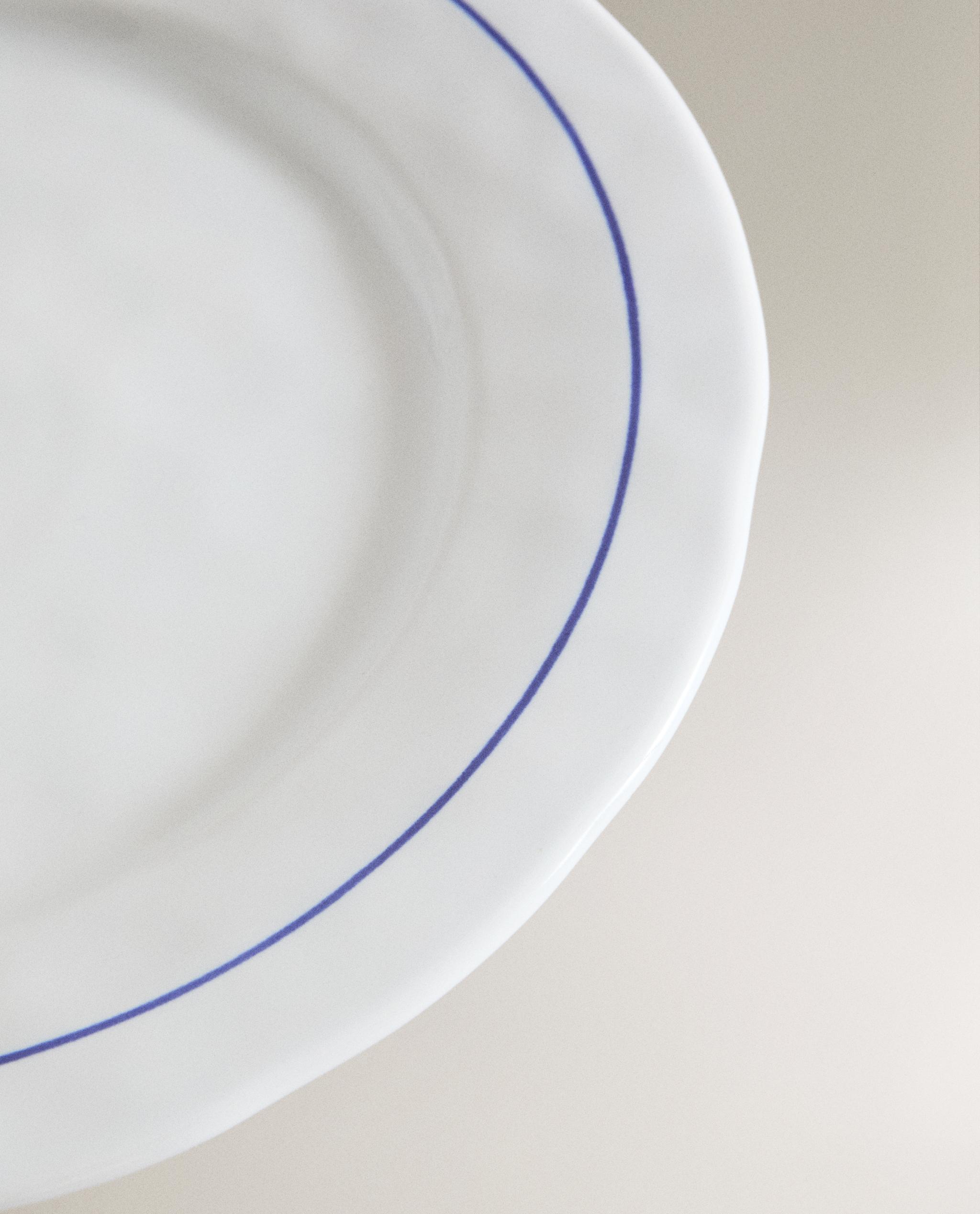 STONEWARE LOBSTER DINNER DISH product thumbnail 5