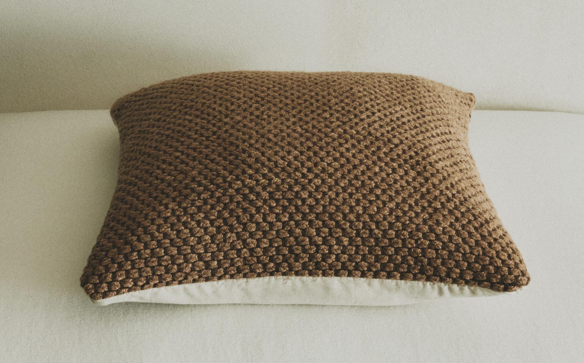 CAPA DE ALMOFADA TRANÇADA CAPA DE ALMOFADA TRANÇADA