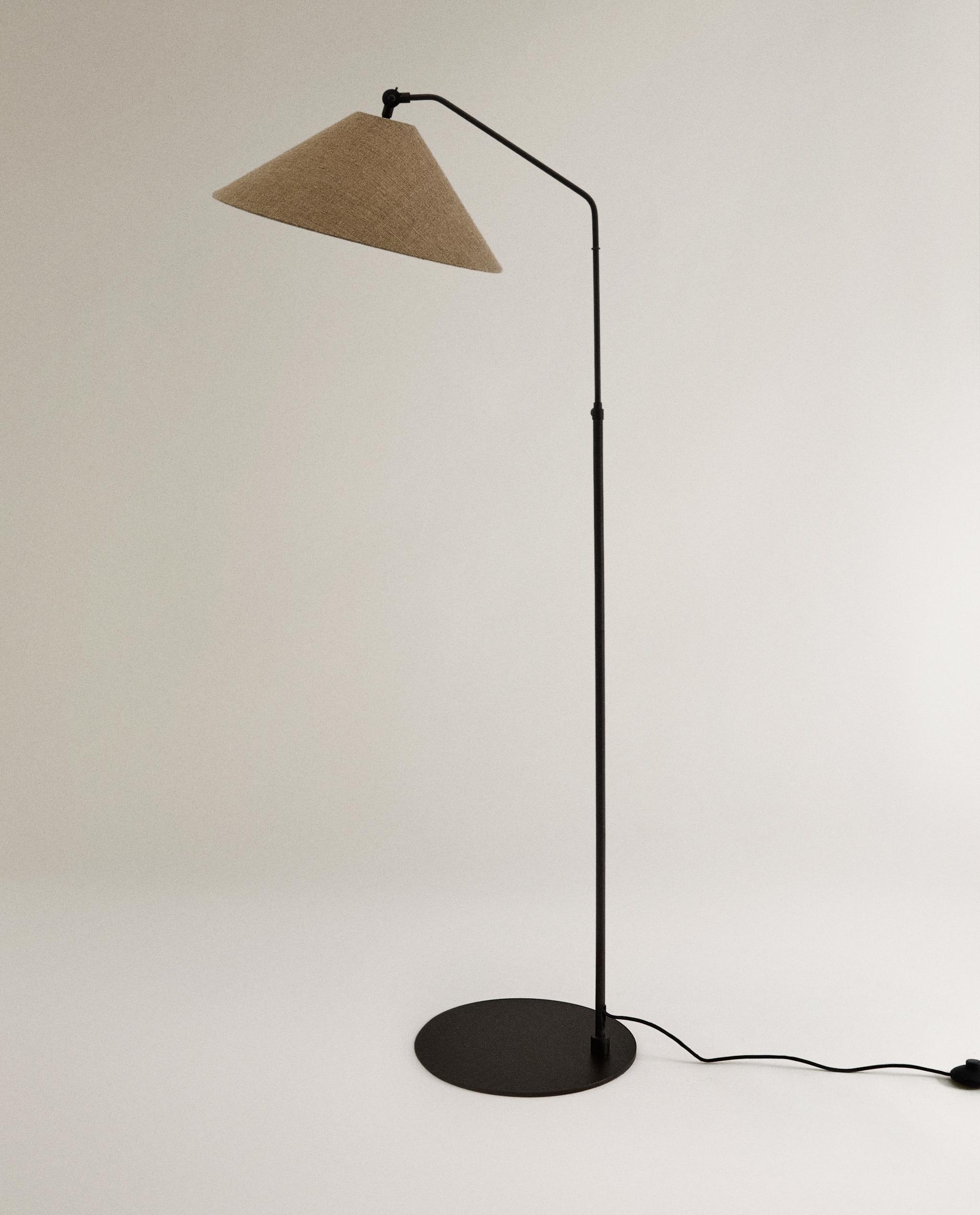 METAL FLOOR LAMP product thumbnail 8