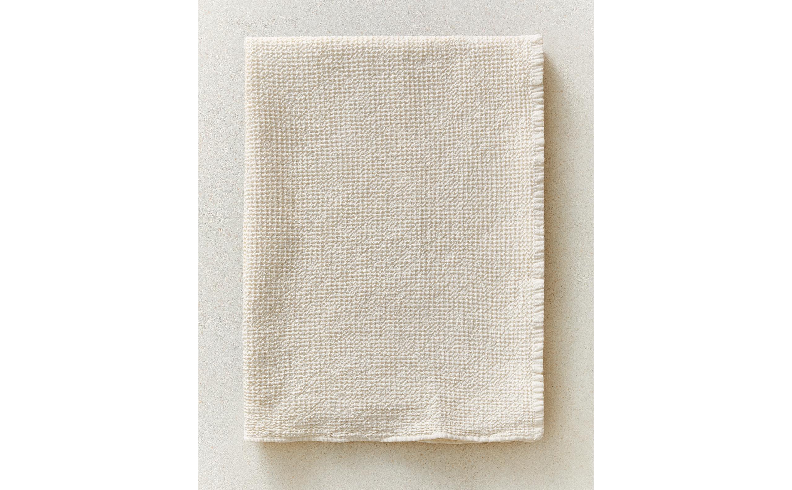 TEXTURED WAFFLE-KNIT BATH TOWEL product thumbnail 17