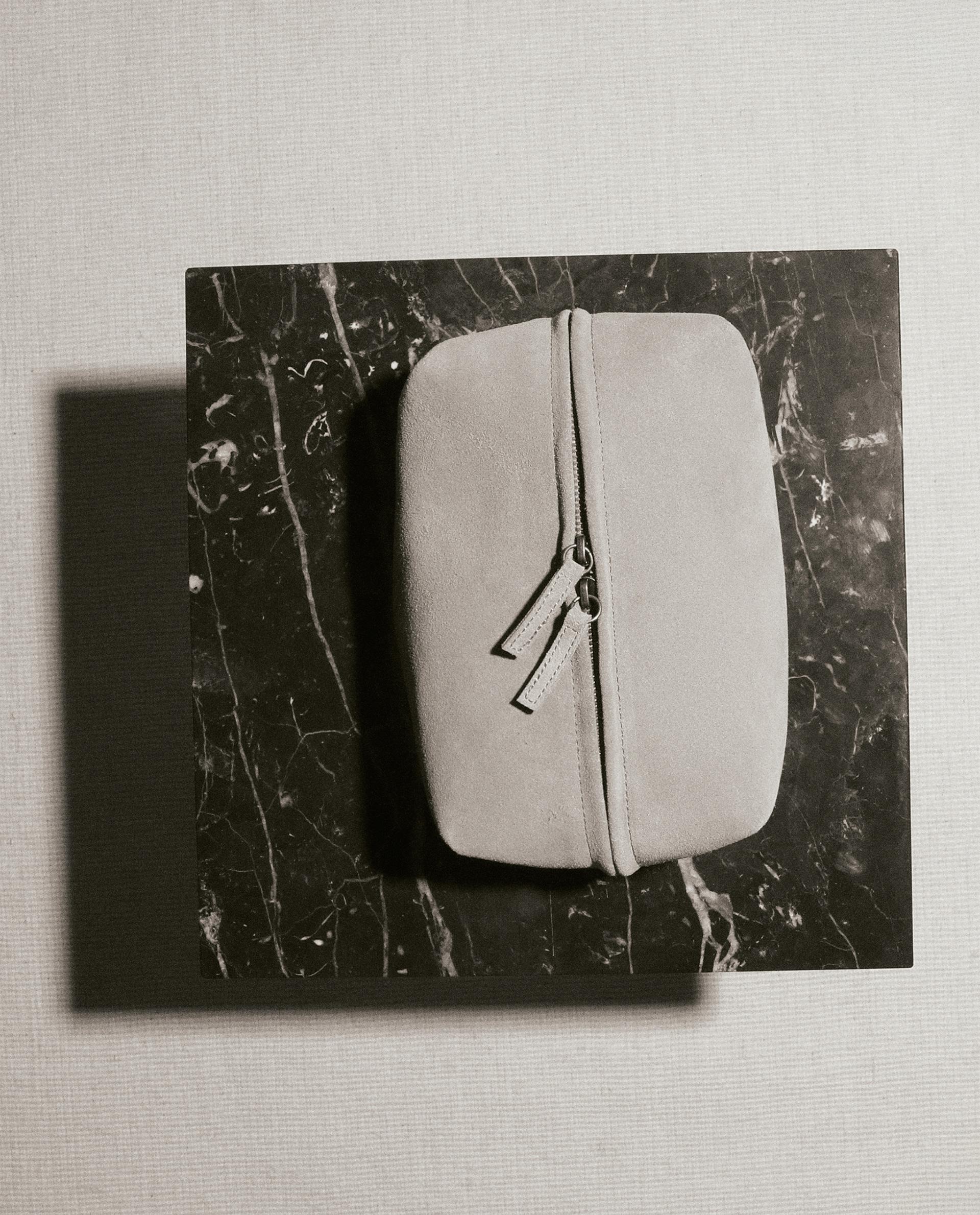 MIDDELGROTE SPLITLEREN TOILETTAS MIDDELGROTE SPLITLEREN TOILETTAS