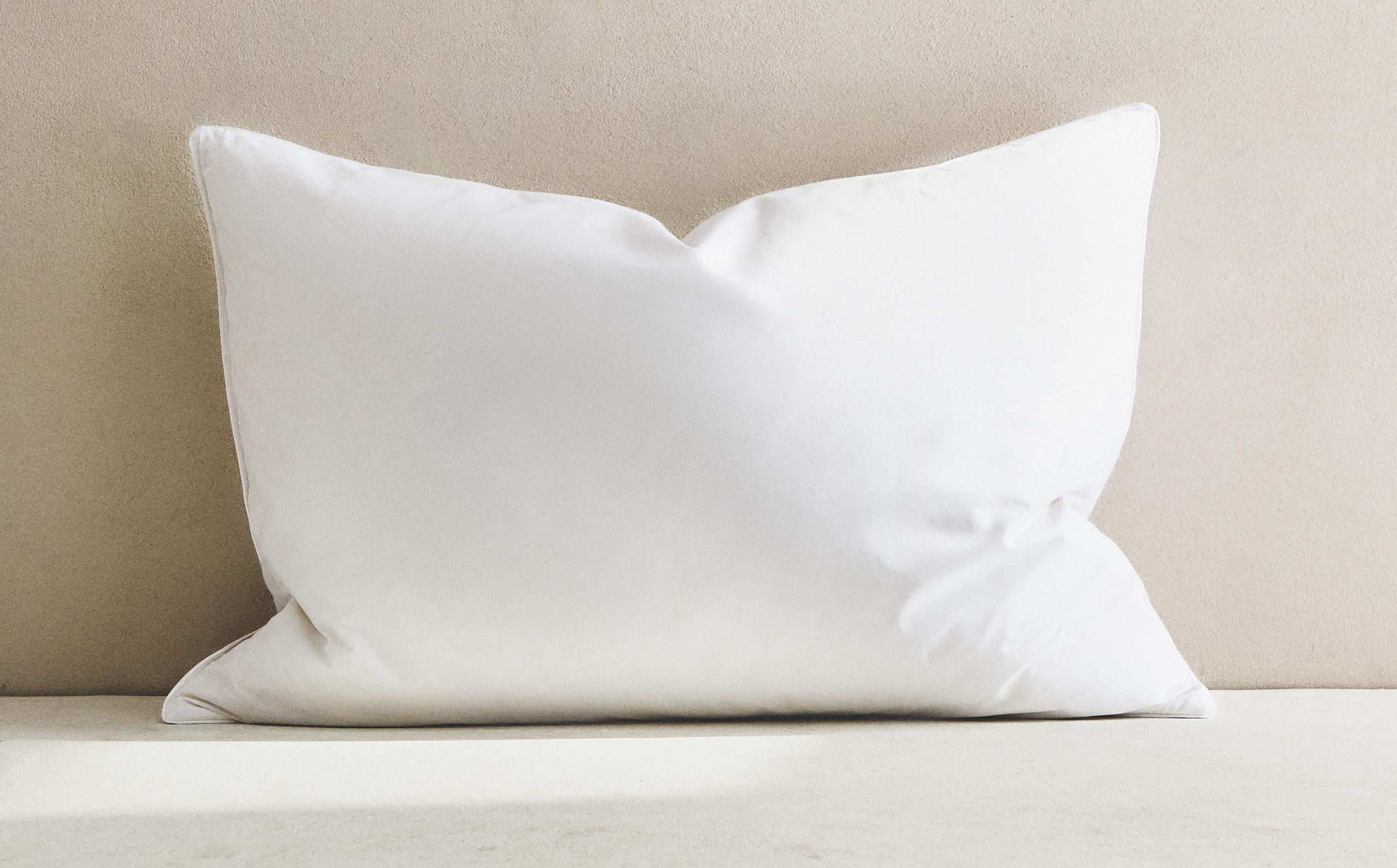 Con Cojines Decorativos Cuantas Almohadas Lleva Una Cama King Size