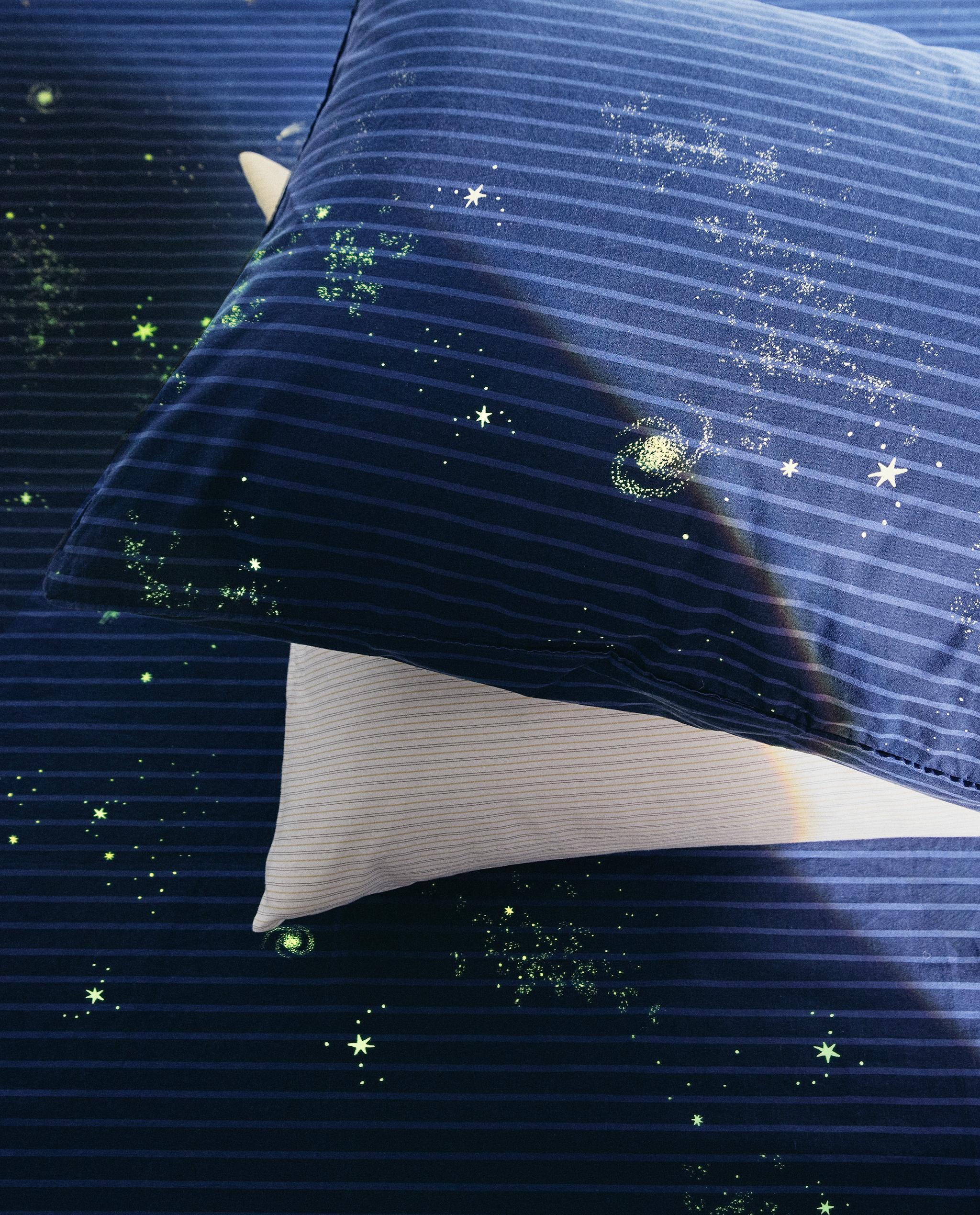 CHILDREN'S STRIPED SPACE PILLOWCASE product thumbnail 11
