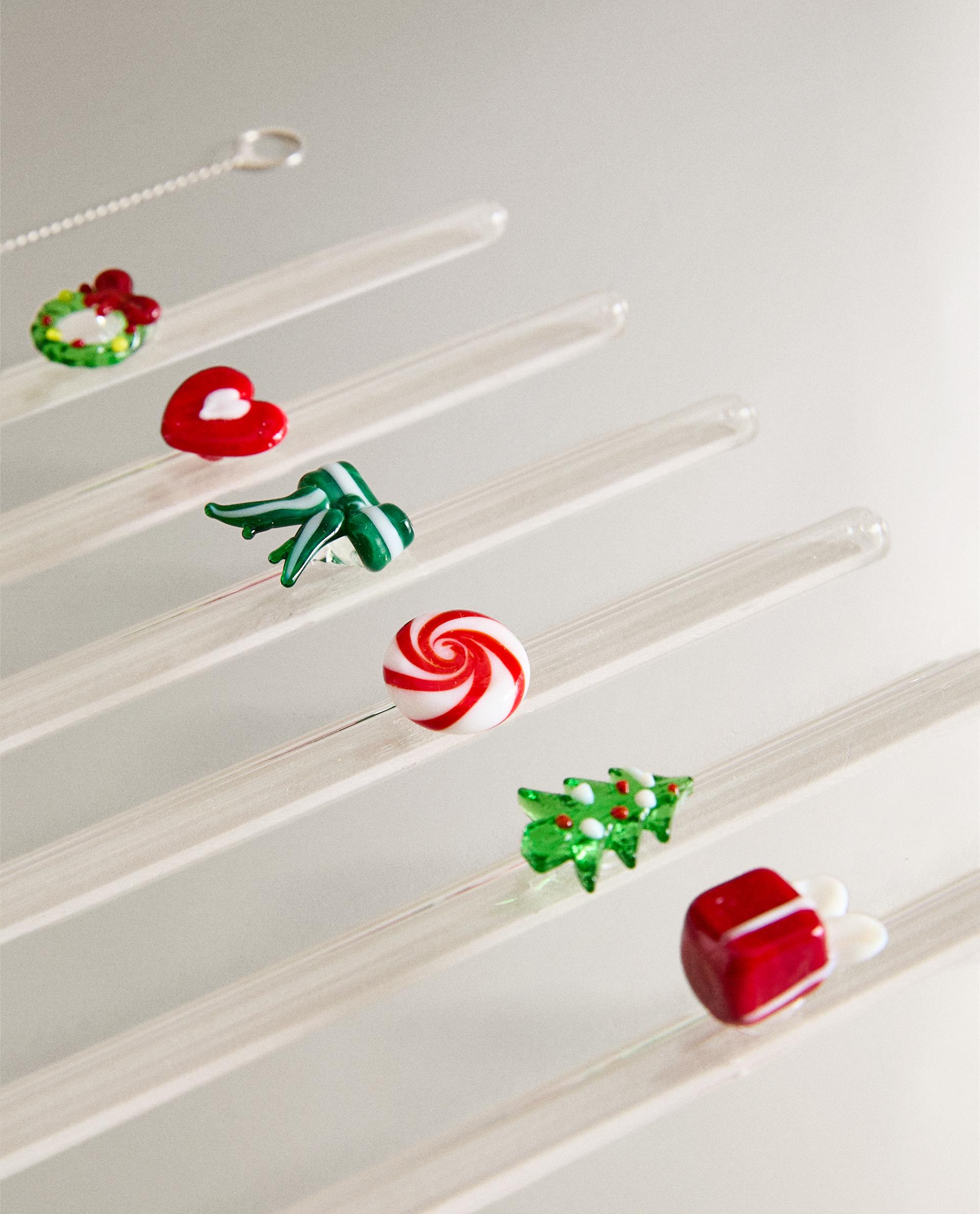 PACK OF CHRISTMAS FIGURE GLASS STRAWS (PACK OF 6)