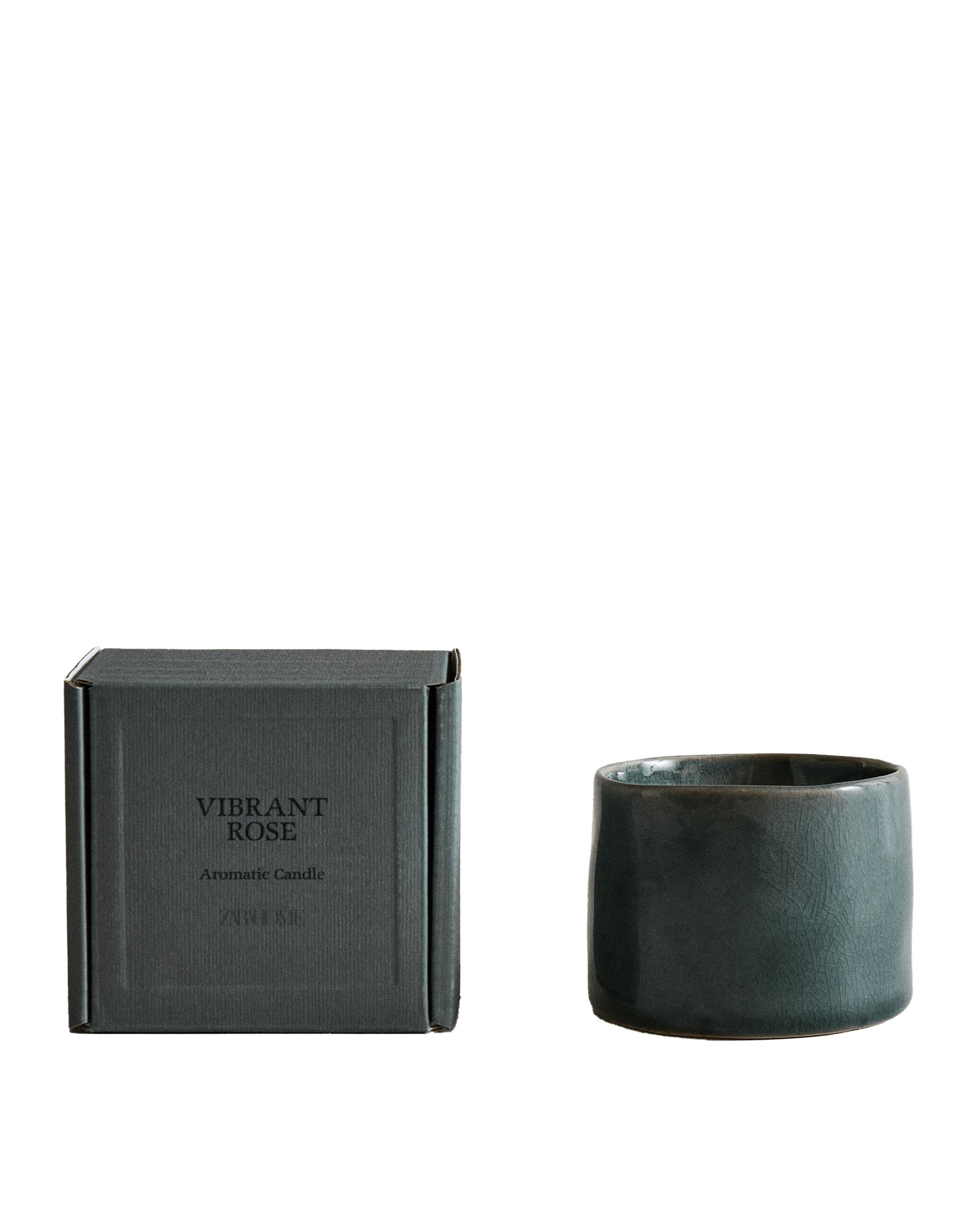 (150 G) VIBRANT ROSE SCENTED CANDLE product thumbnail 4