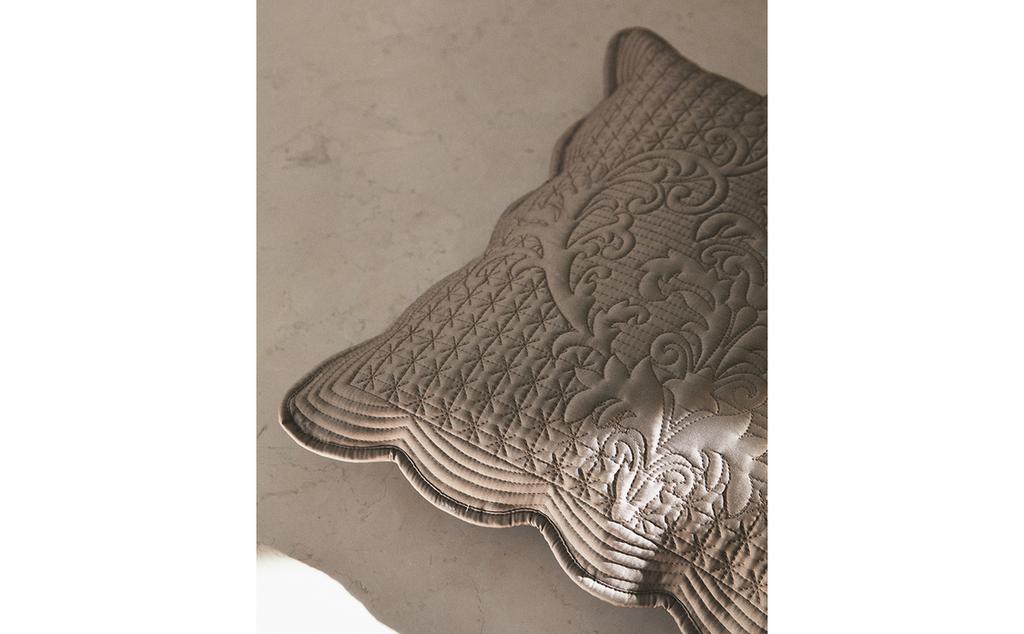 QUILTED CUSHION COVER WITH RAISED DESIGN QUILTED CUSHION COVER WITH RAISED DESIGN
