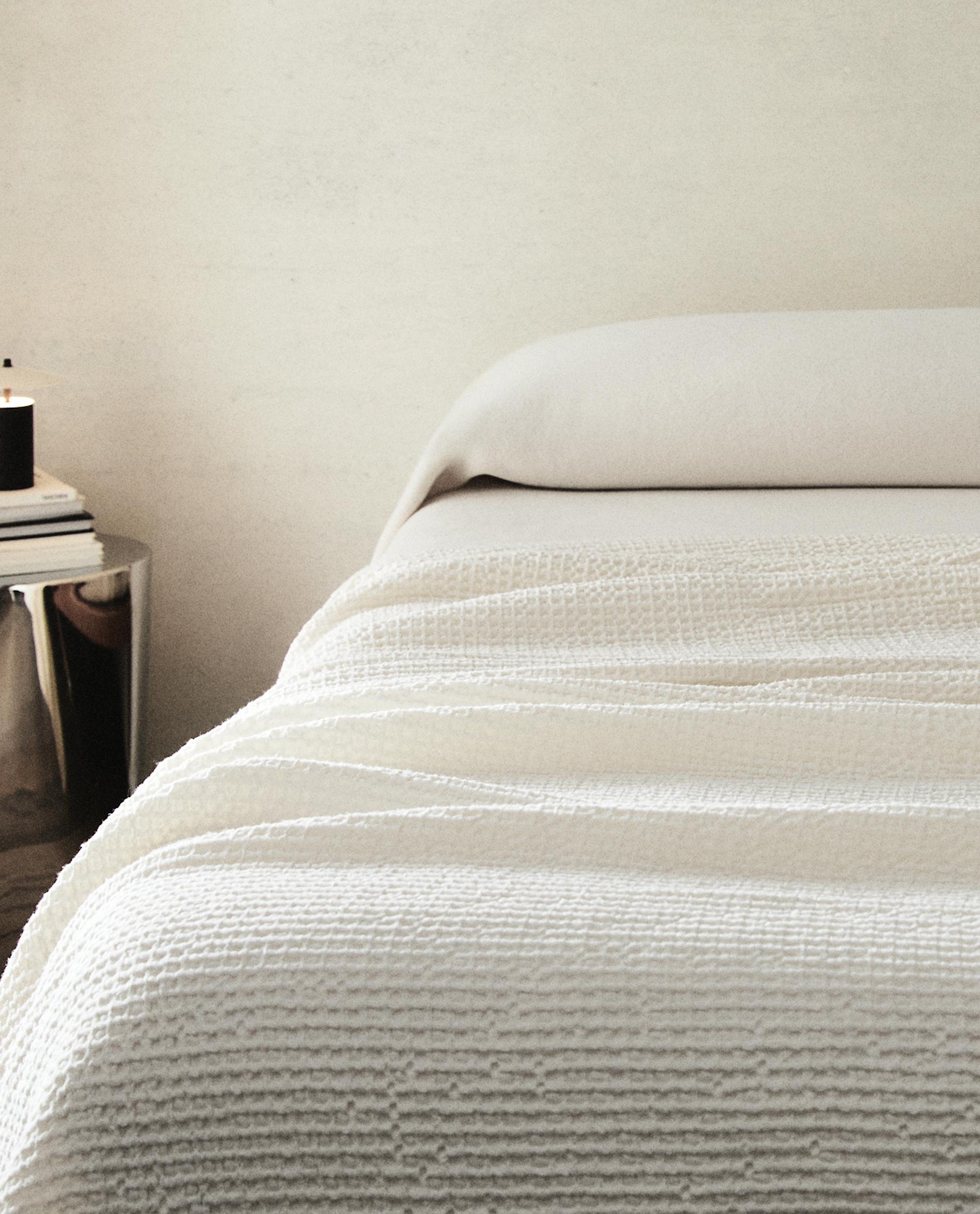 コットンベッドカバー ミニワッフルファブリック | Zara Home