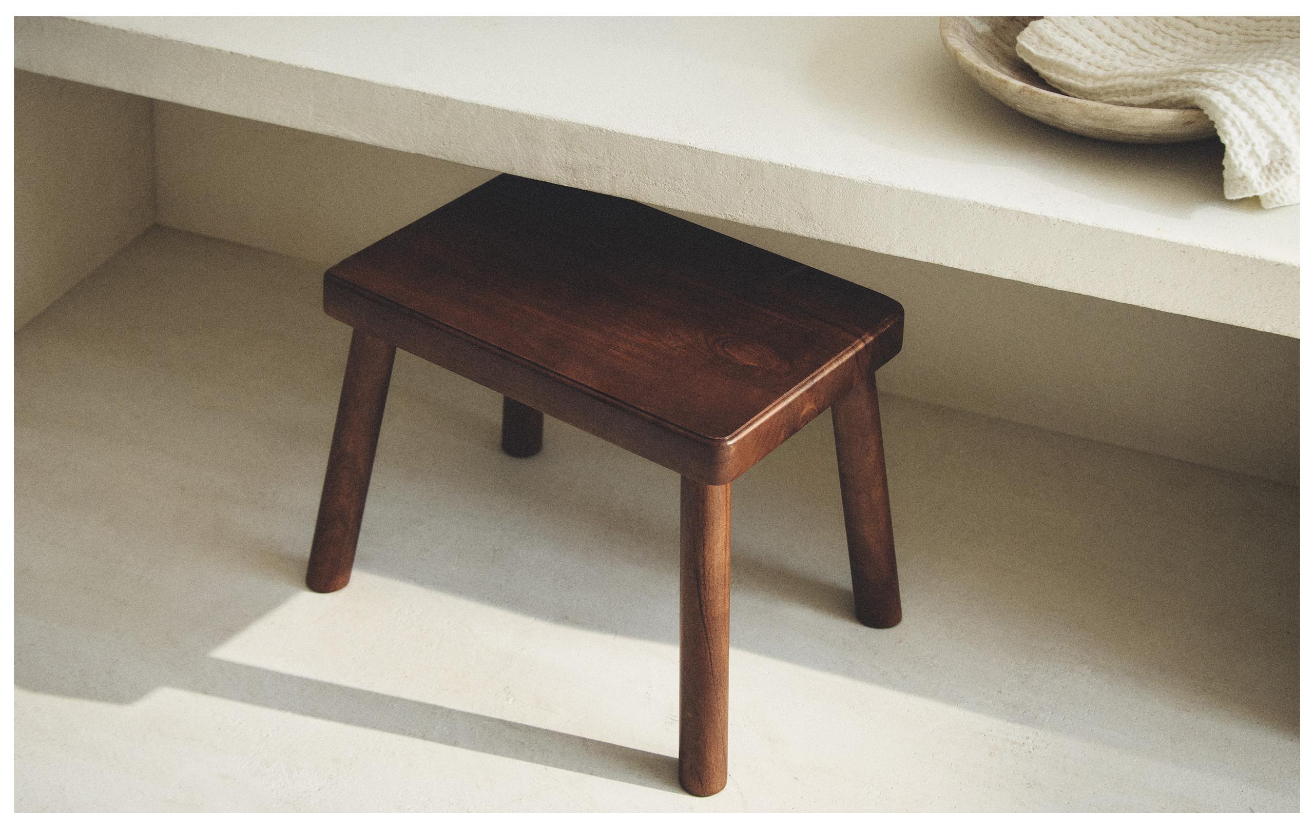 SGABELLO IN LEGNO DI ACACIA Zara Home Italia