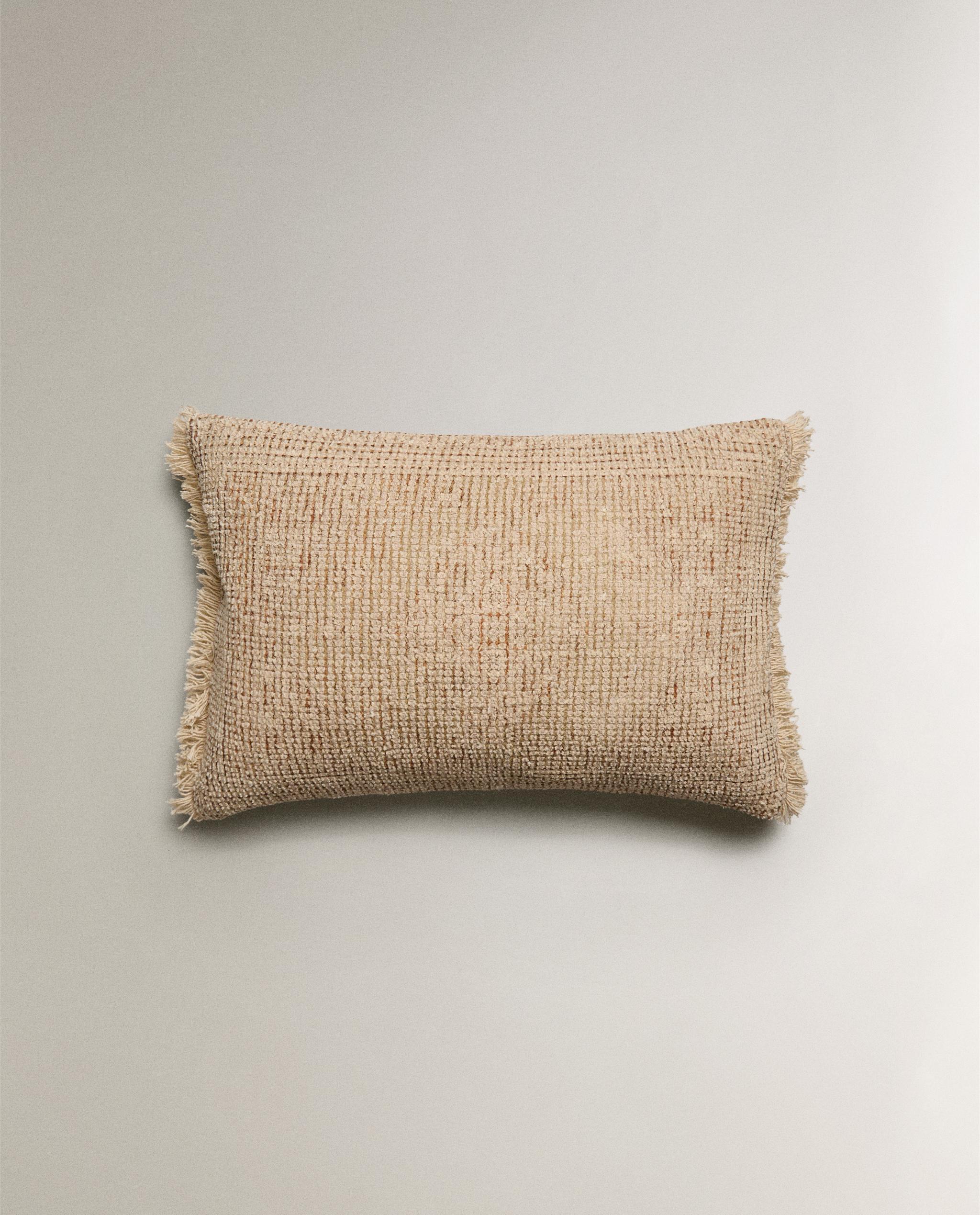フリンジ クッションカバー | Zara Home 日本/Japan