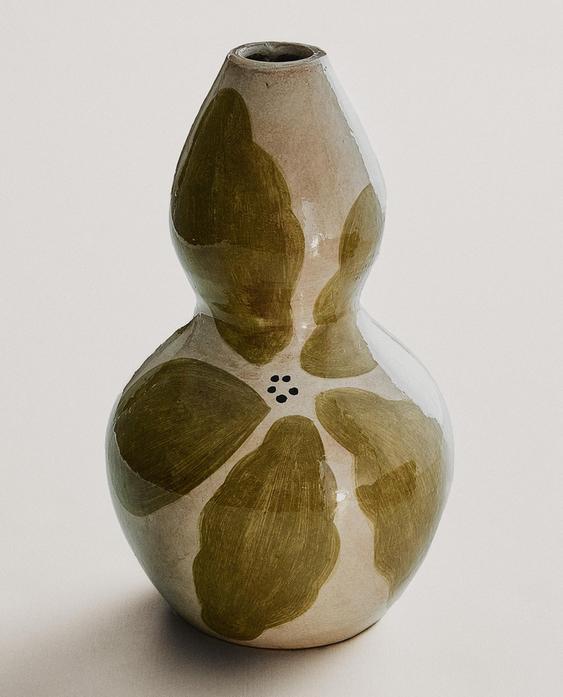 FLORAL TERRACOTTA VASE