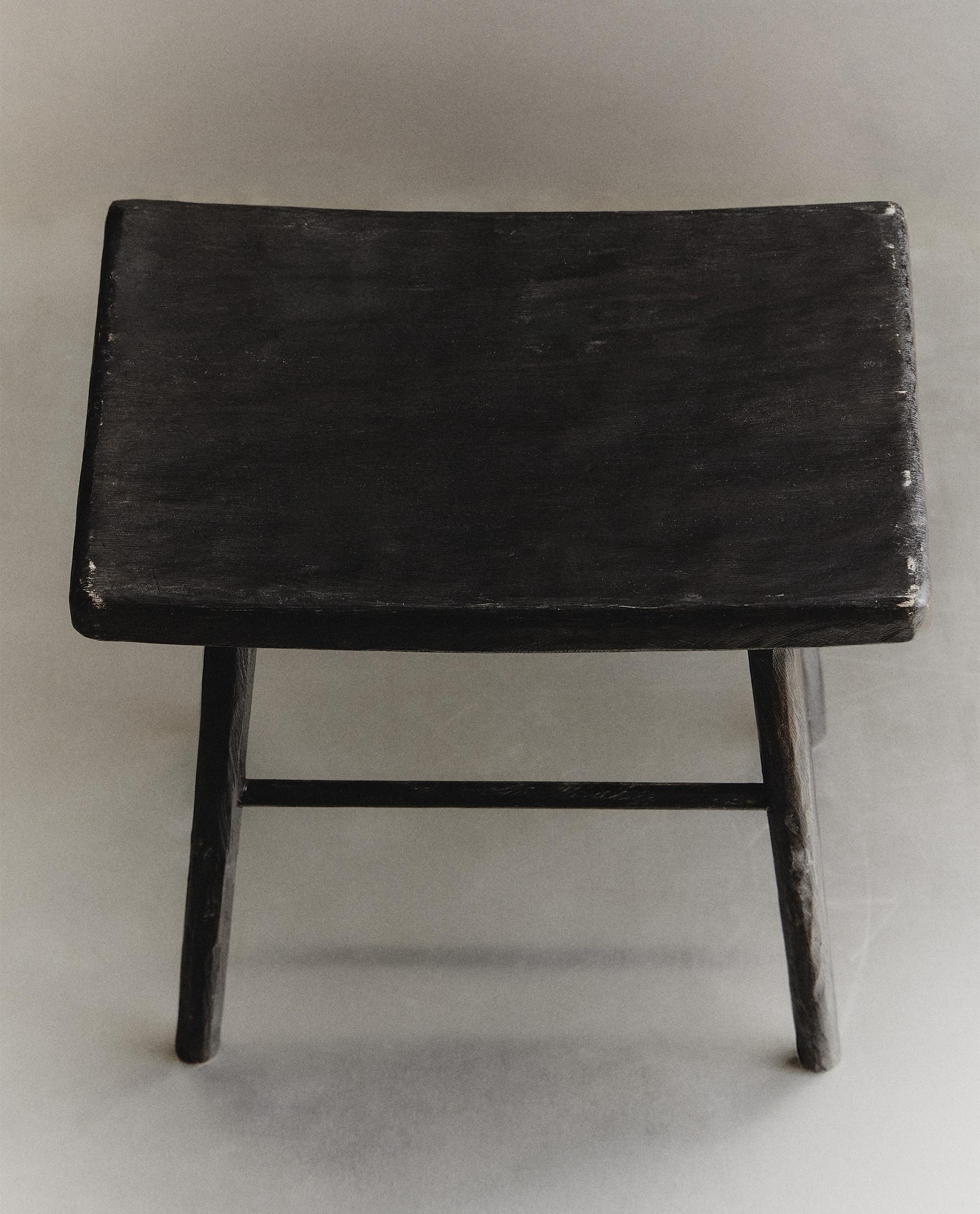 TABURETE MARTILLADO TABURETE MARTILLADO