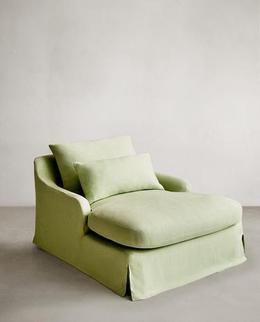 LOVESEAT 01