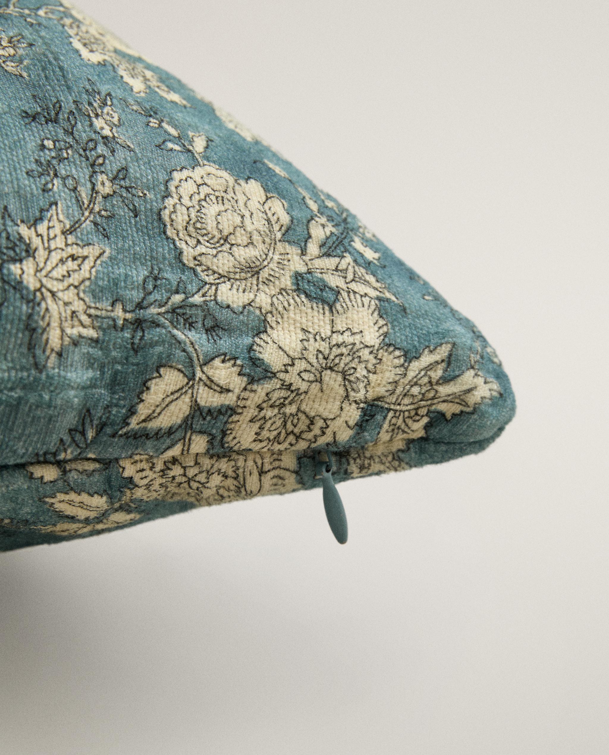 FLORAL PRINT CUSHION COVER product thumbnail 2