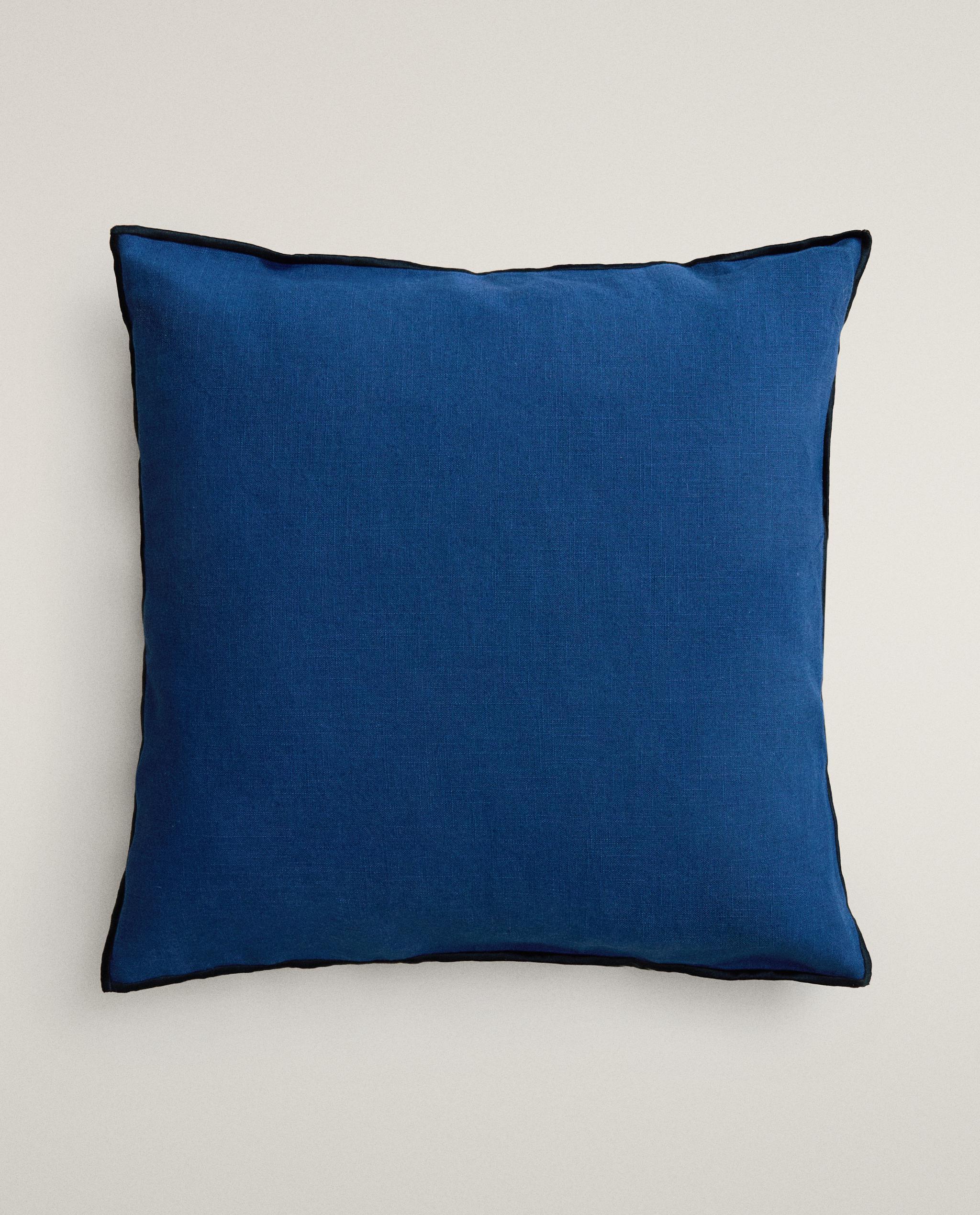 CUSHION COVER WITH OVERLOCK product thumbnail 10