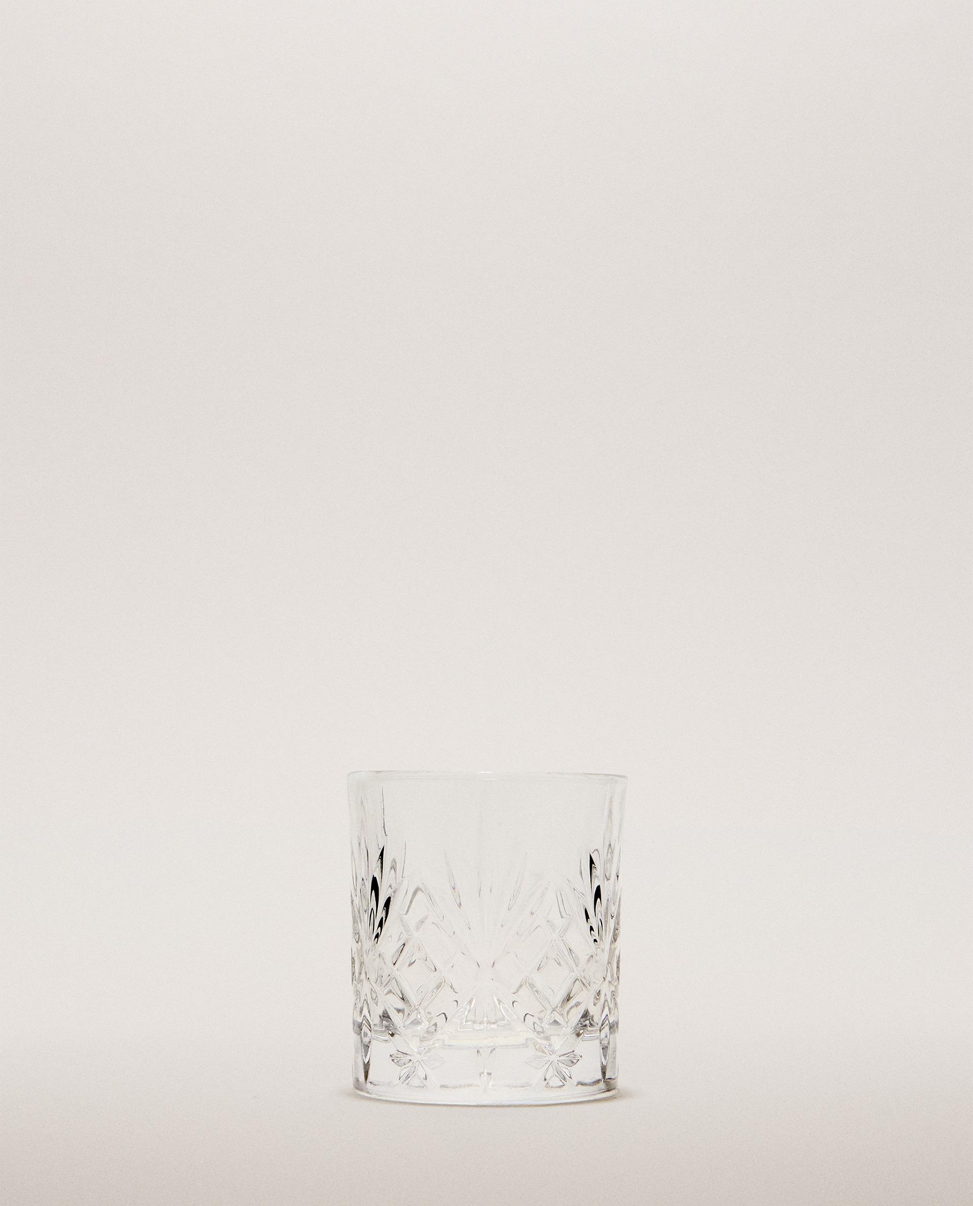 ENGRAVED CRYSTALLINE SHOT GLASS ENGRAVED CRYSTALLINE SHOT GLASS