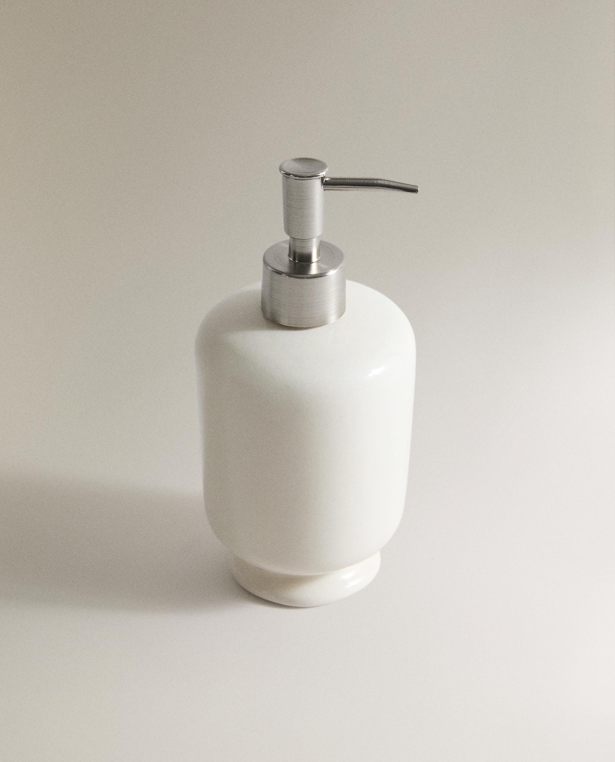 CREAM CERAMIC BATHROOM SET product thumbnail 3