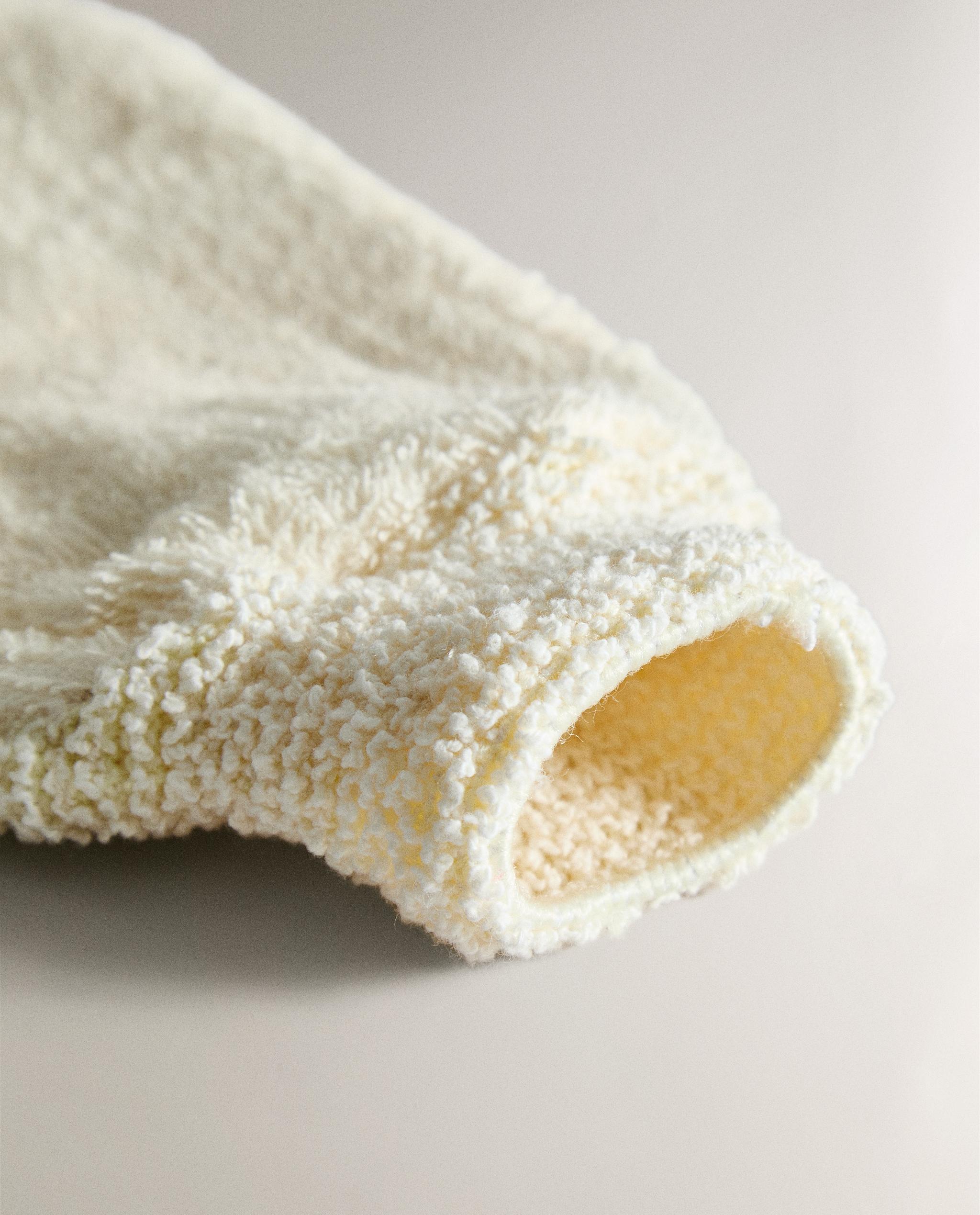 COTTON EXFOLIATING GLOVE product thumbnail 8