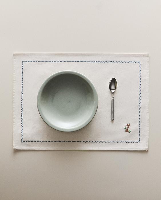 SET DE TABLE COTON BRODÉ LAPIN