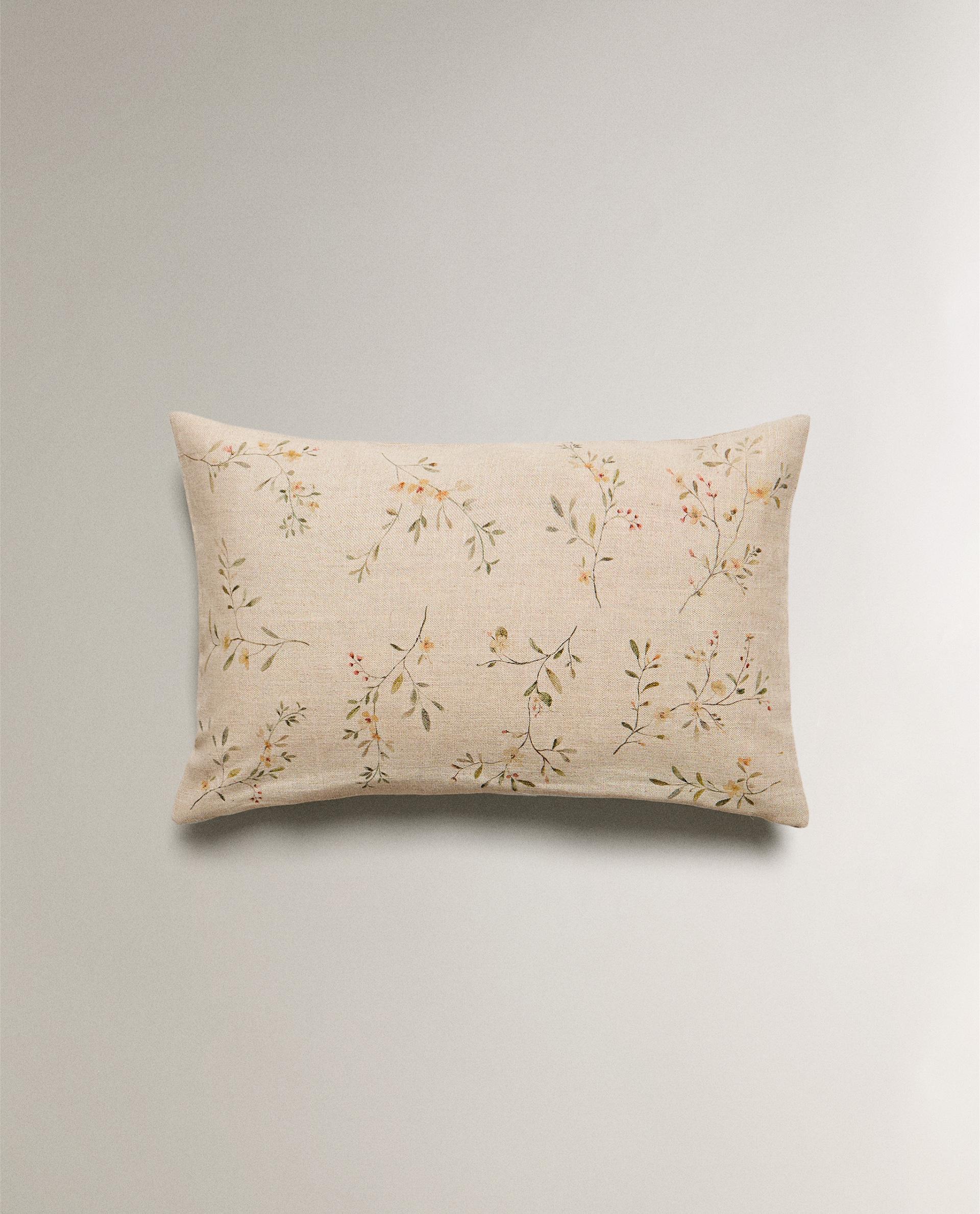 お値引き‼️ZARA HOME クッションカバー　ホワイト2枚セット 楽天市場】zara home（クッションカバー｜クッション・座布団