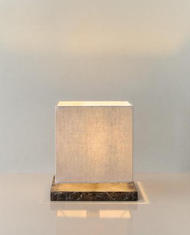 CUBE TABLE LAMP