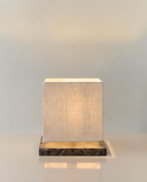 ABAJUR DE MESA CUBO