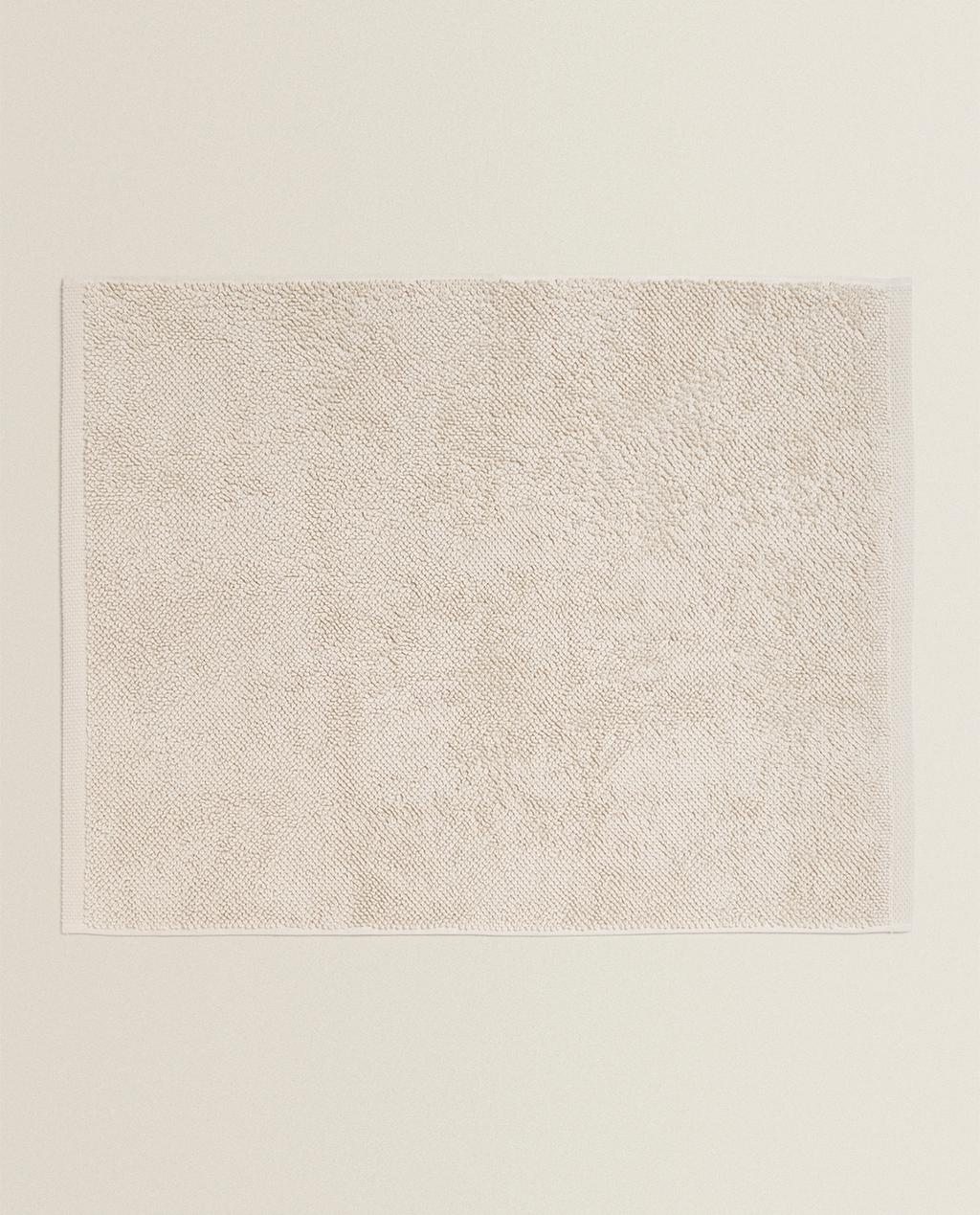 SCHLICHTER, RUTSCHFESTER BADVORLEGER