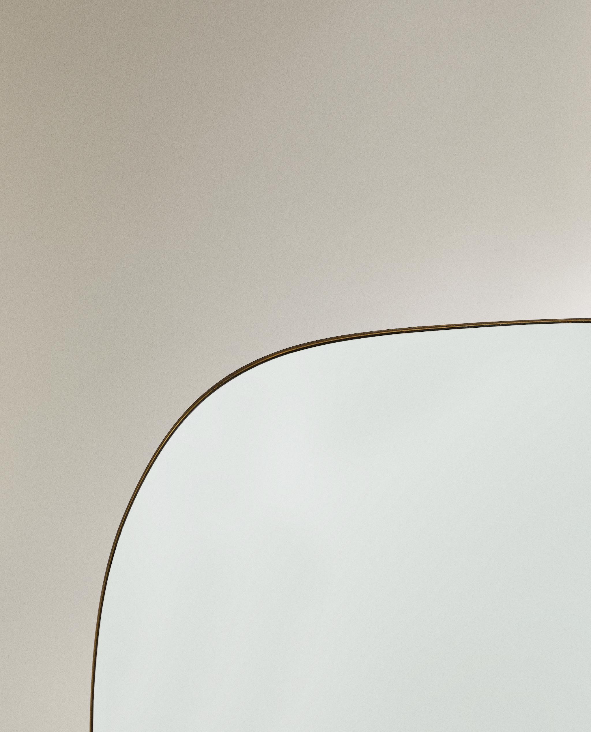 ラウンドエッジ ウォールミラー | Zara Home 日本/Japan