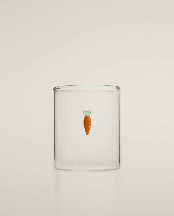 כוס מזכוכית בורו-סיליקט עם עיצוב גזר