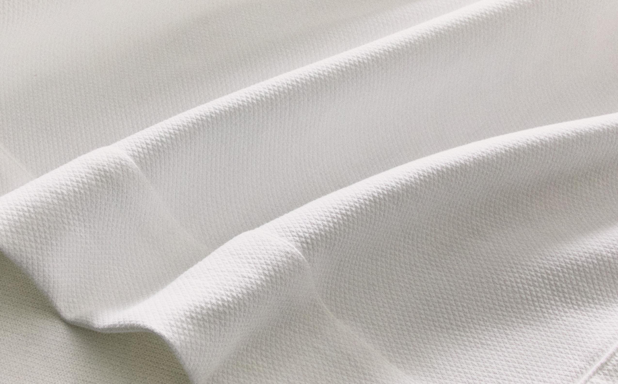 CHECKED BEDSPREAD WITH BORDER