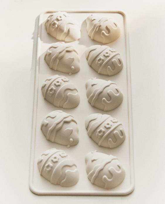EASTER EGG BAKING MOULD