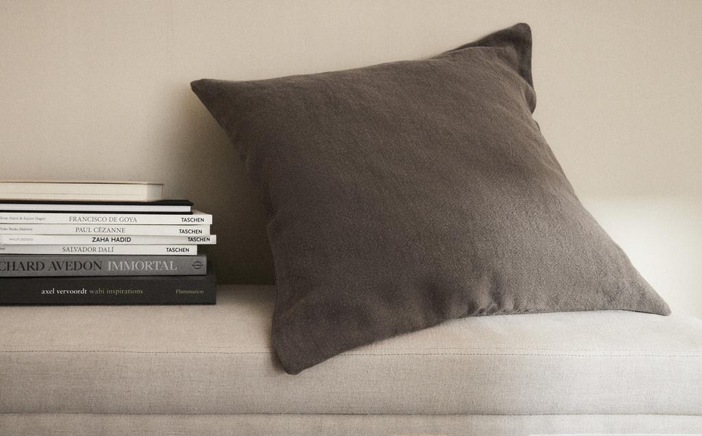 PELLAVAINEN TYYNYNPÄÄLLINEN