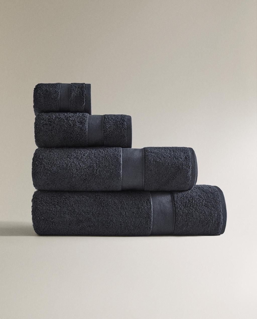 PREMIUM BAUMWOLL-BADEHANDTUCH (600 G/M²)