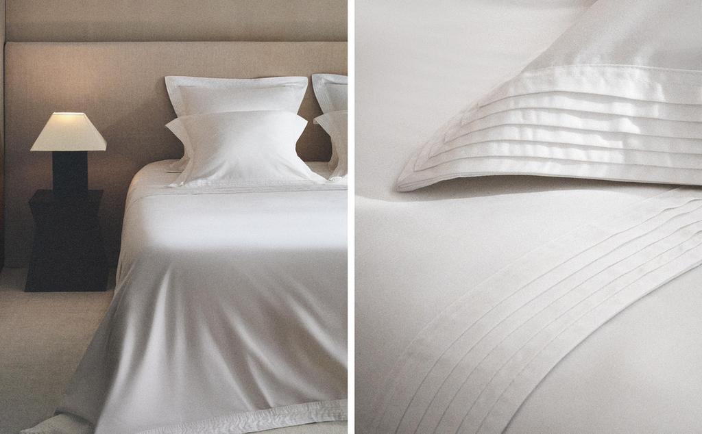 COTTON SATEEN DUVET COVER WITH PLEATED BORDER (400 THREAD COUNT) COTTON SATEEN DUVET COVER WITH PLEATED BORDER (400 THREAD COUNT)