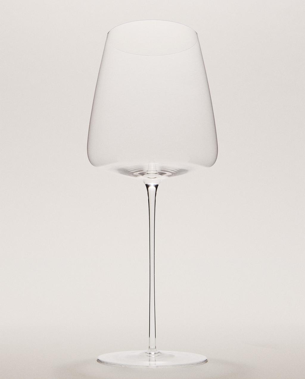 BARDZO LEKKI KIELISZEK DO WINA BARDZO LEKKI KIELISZEK DO WINA