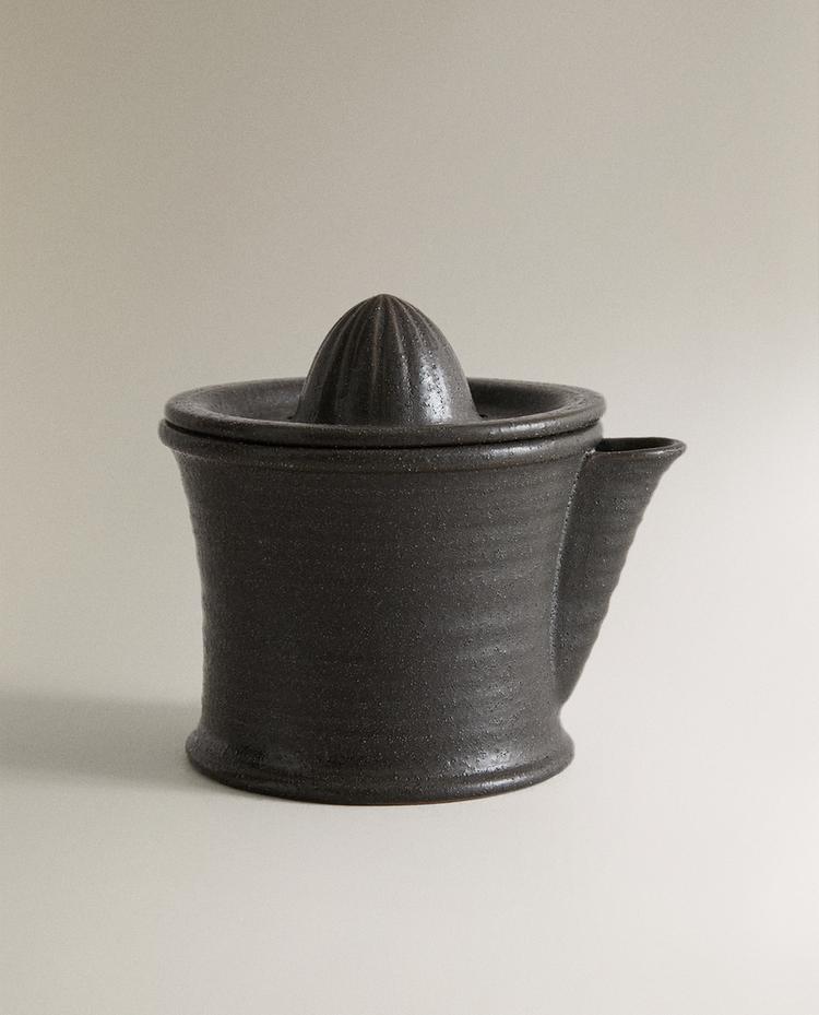 STONEWARE MANUAL JUICER