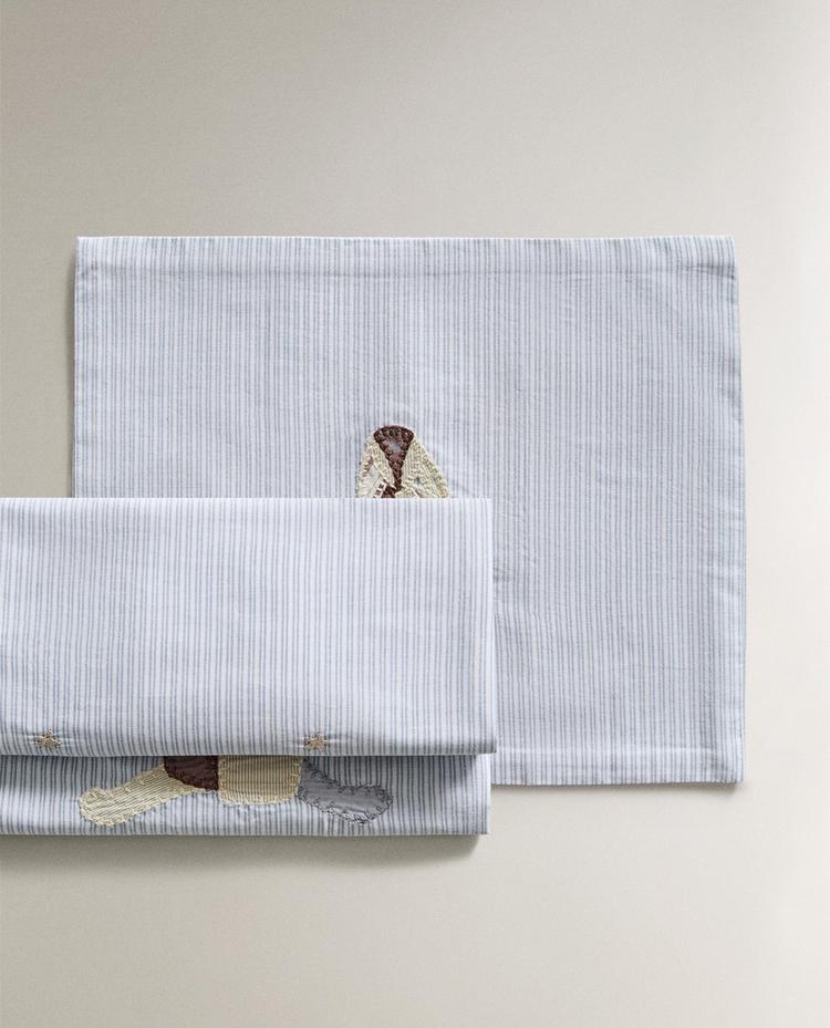 КОМПЛЕКТ ЧАРШАФИ ЗА БЕБЕШКА КОШАРА ОТ ПАМУК С МОТИВ НА ЗАЙЧЕ